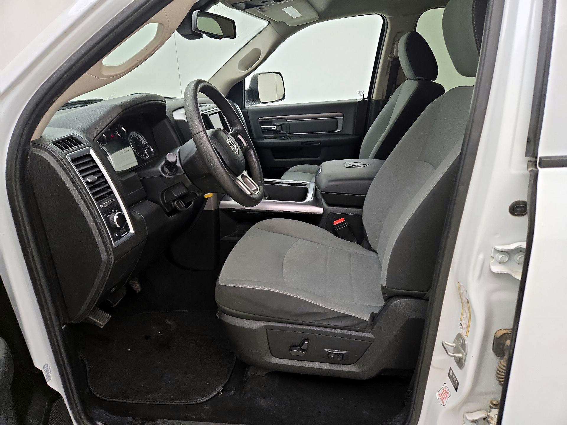 Thumbnail: 2023 RAM 1500 Classic - 11