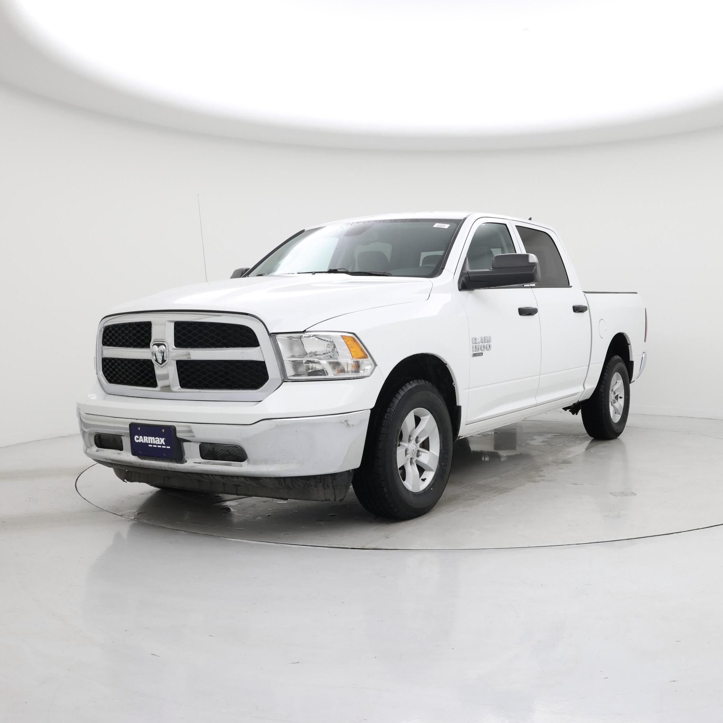 Thumbnail: 2023 RAM 1500 Classic - 4