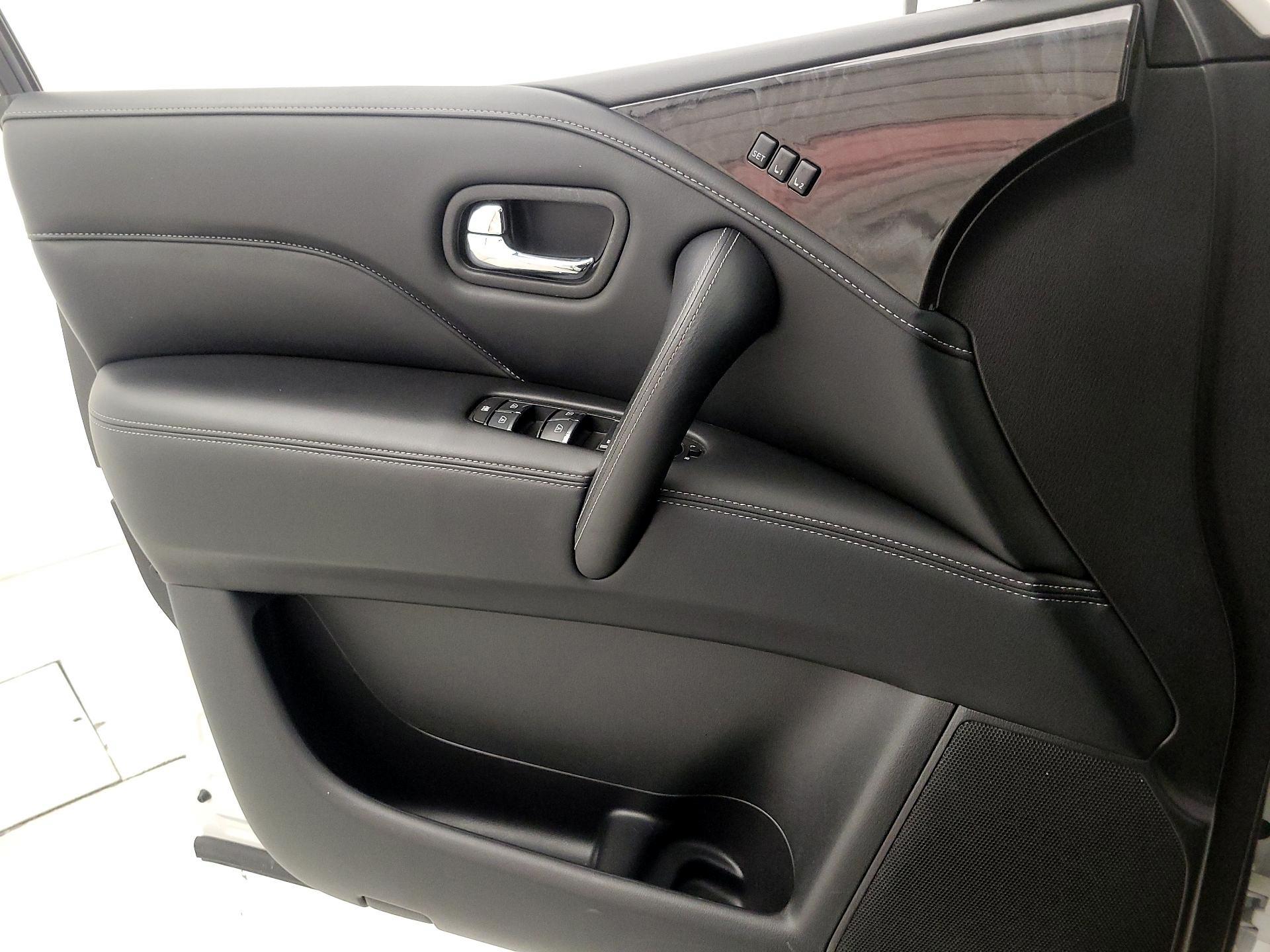 Thumbnail: 2024 INFINITI QX80 - 12