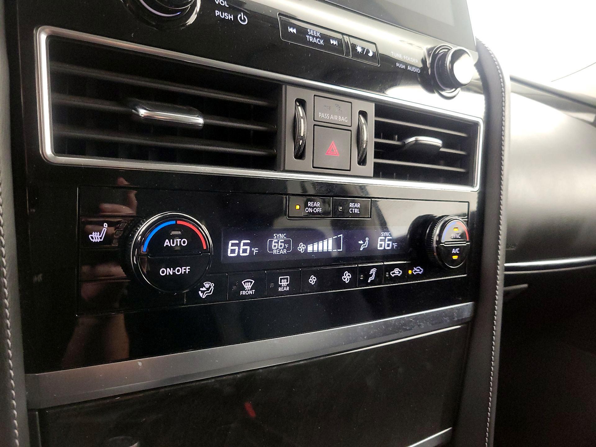 Thumbnail: 2024 INFINITI QX80 - 17