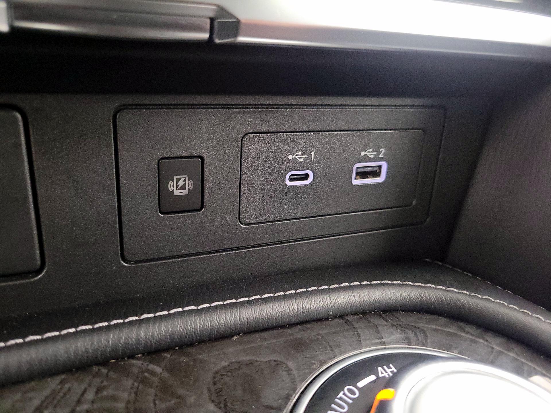 Thumbnail: 2024 INFINITI QX80 - 19