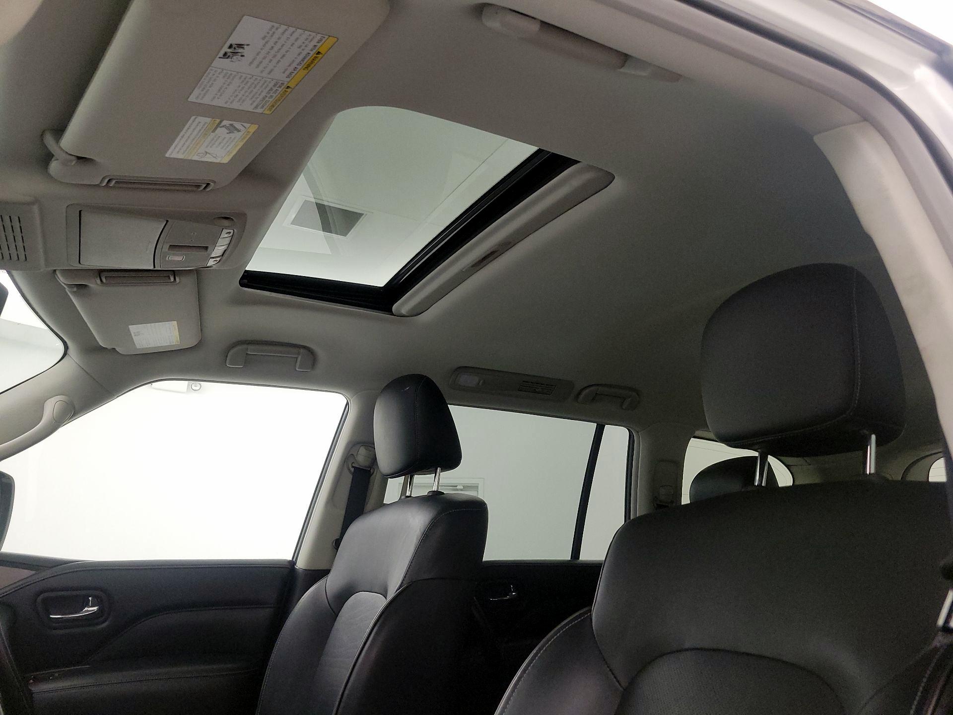 Thumbnail: 2024 INFINITI QX80 - 20