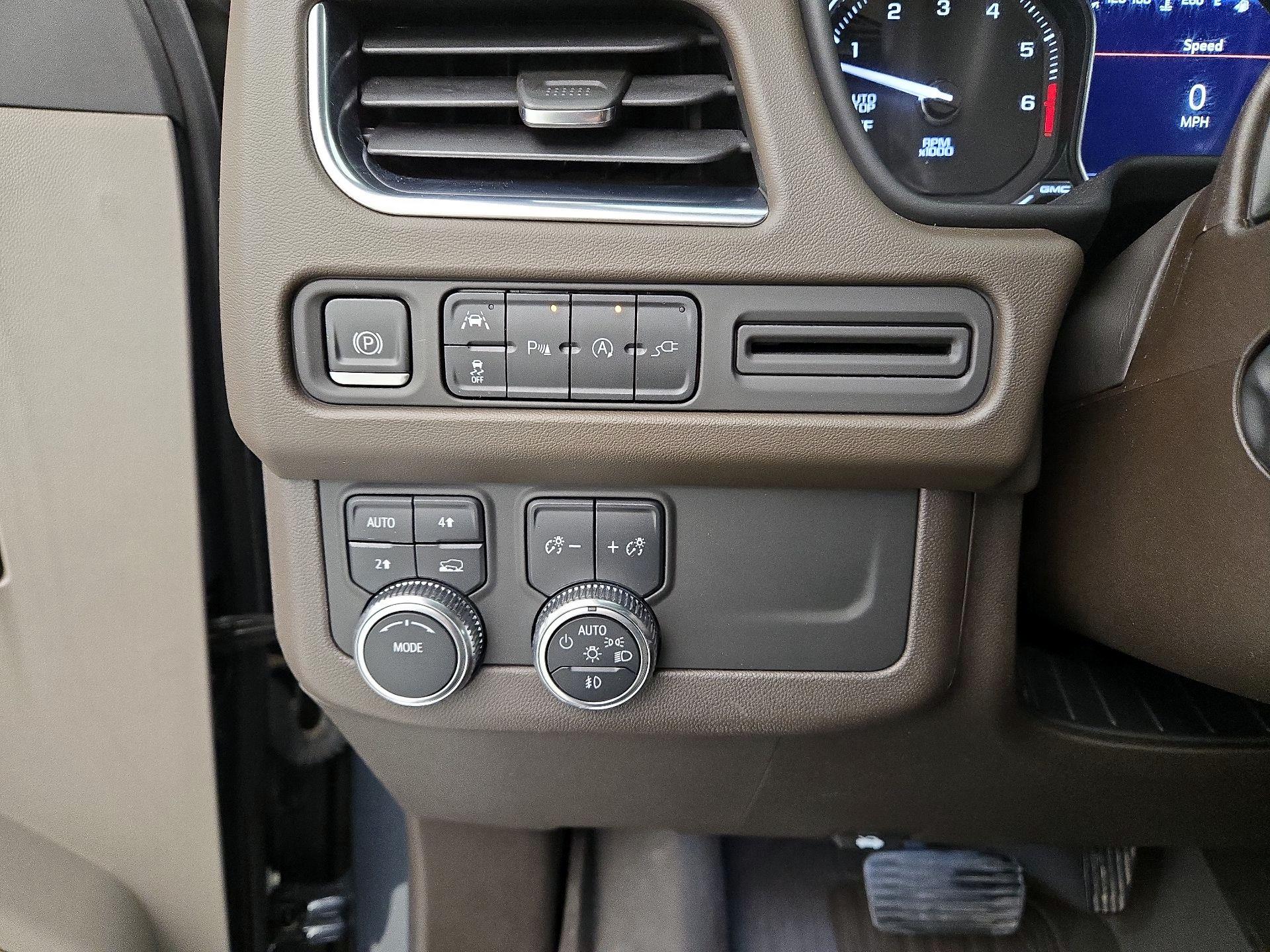 Thumbnail: 2021 GMC Yukon - 13