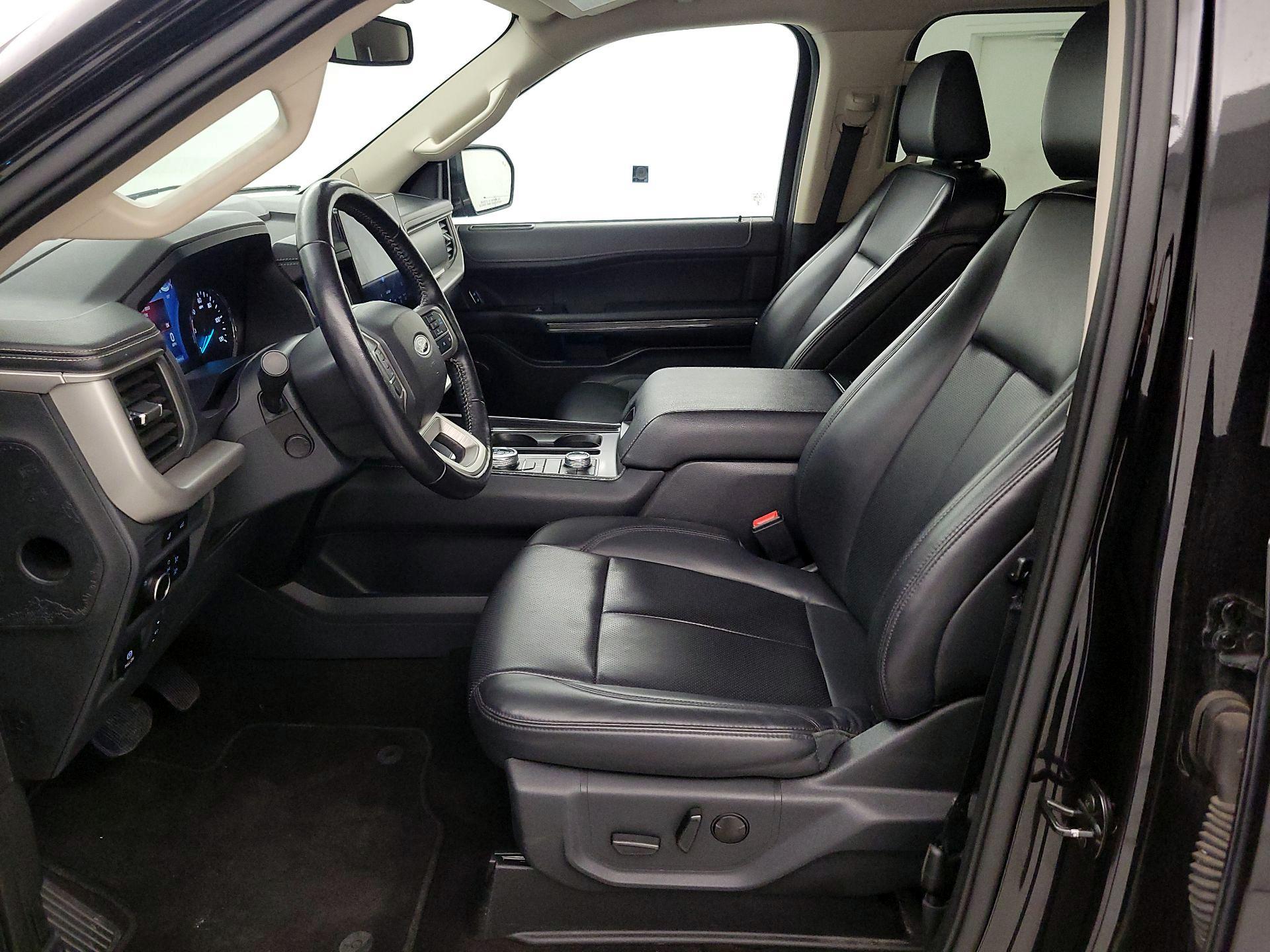 Thumbnail: 2023 Ford Expedition - 11