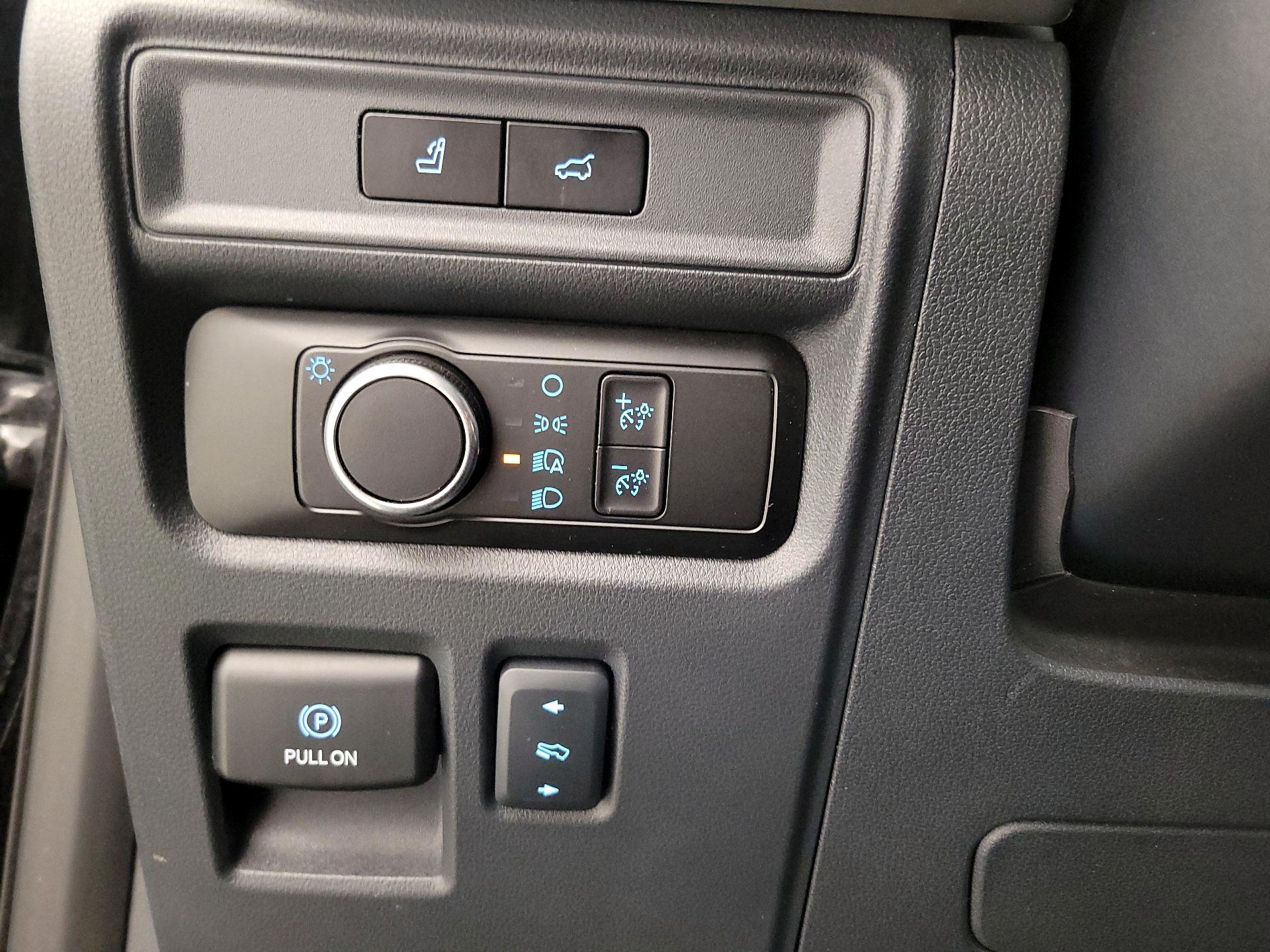 Thumbnail: 2023 Ford Expedition - 13