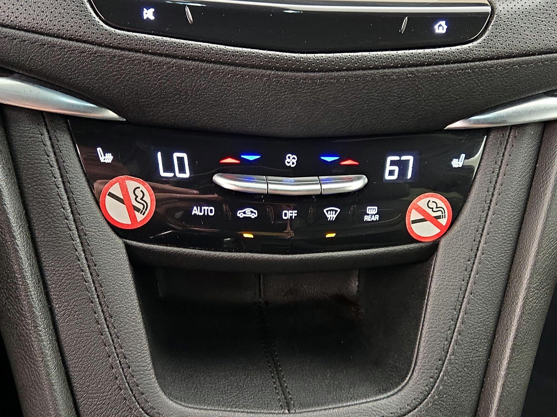 Thumbnail: 2025 Cadillac XT5 - 17