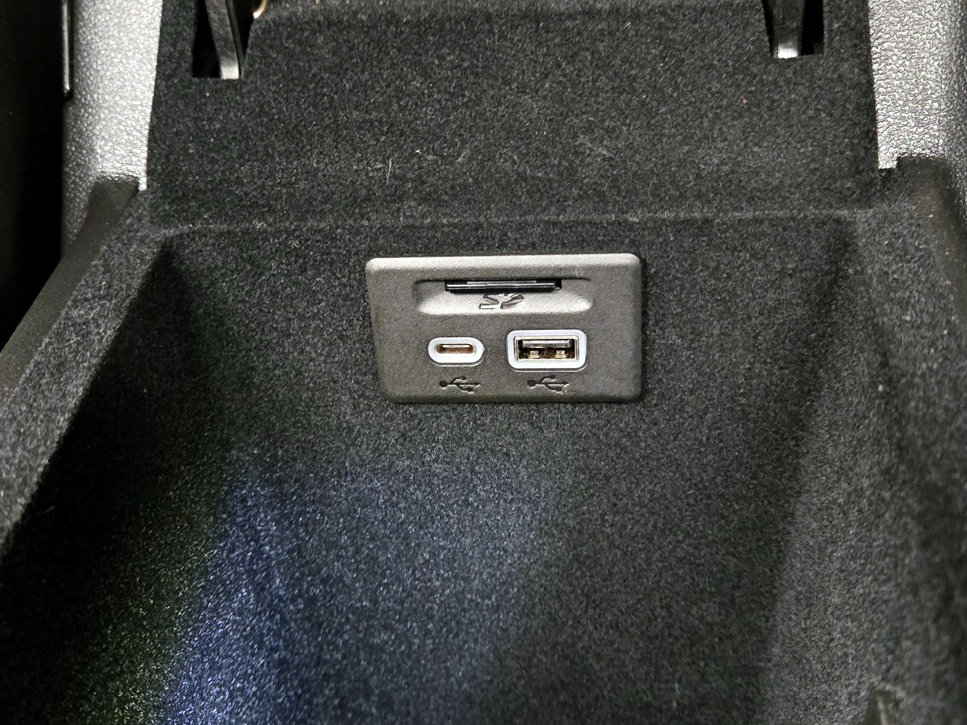 Thumbnail: 2025 Cadillac XT5 - 19