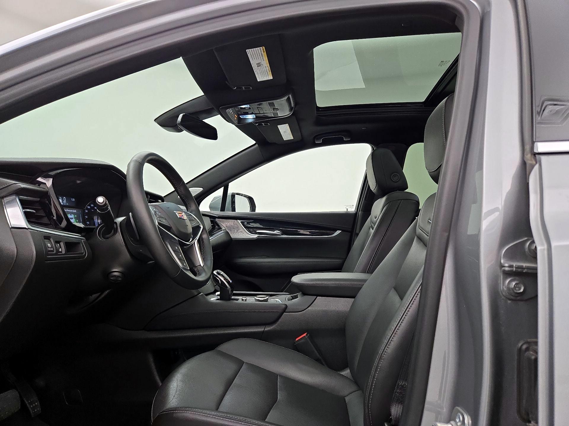 Thumbnail: 2025 Cadillac XT5 - 20