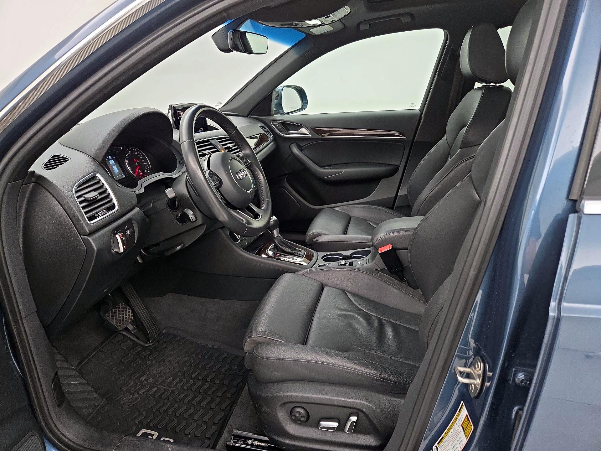 Thumbnail: 2018 Audi Q3 - 11