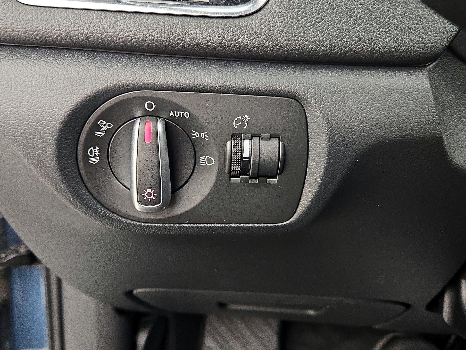 Thumbnail: 2018 Audi Q3 - 13