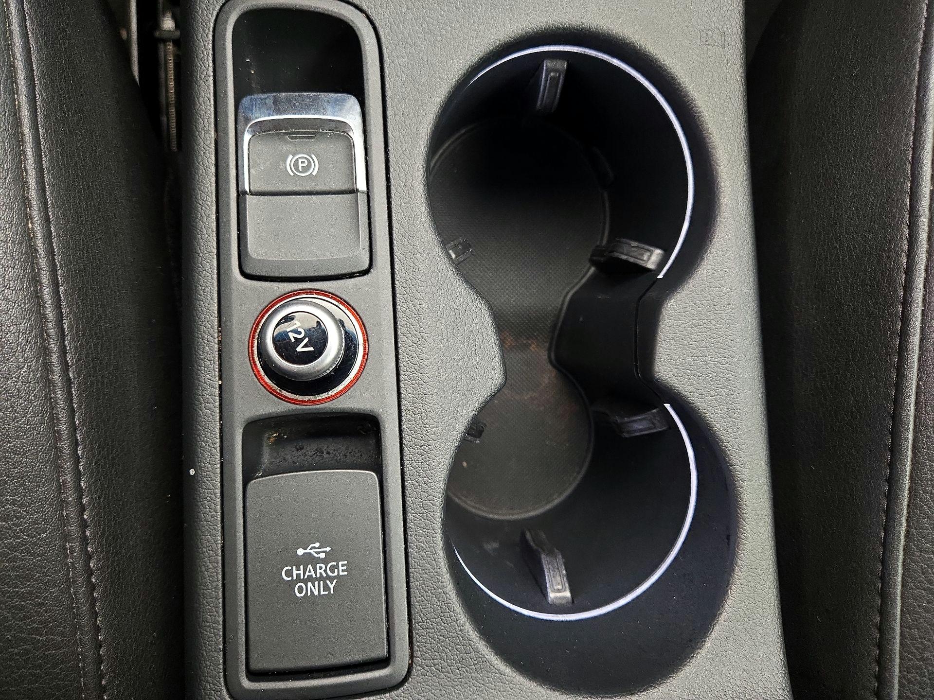 Thumbnail: 2018 Audi Q3 - 19