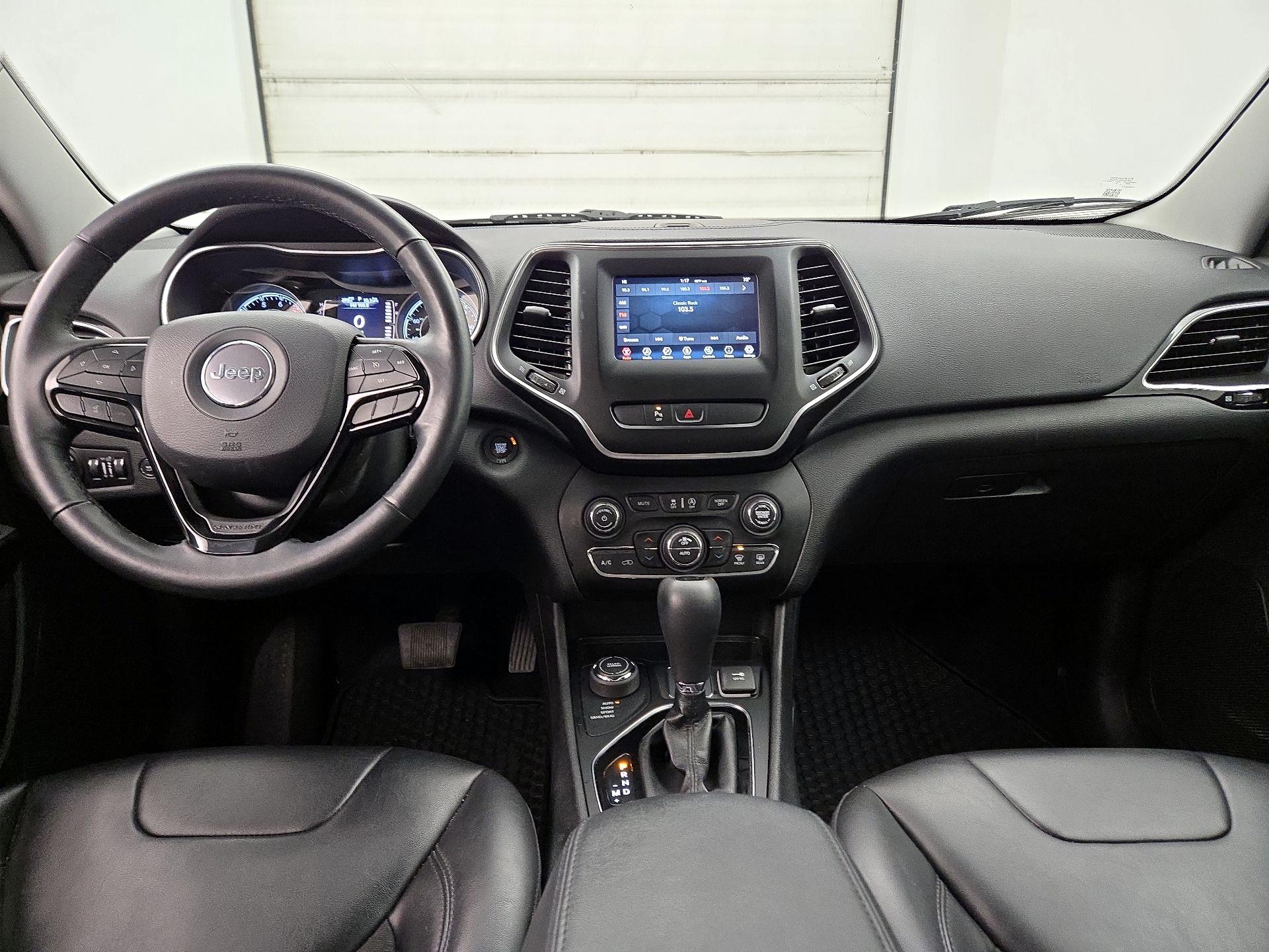 Thumbnail: 2019 Jeep Cherokee - 9