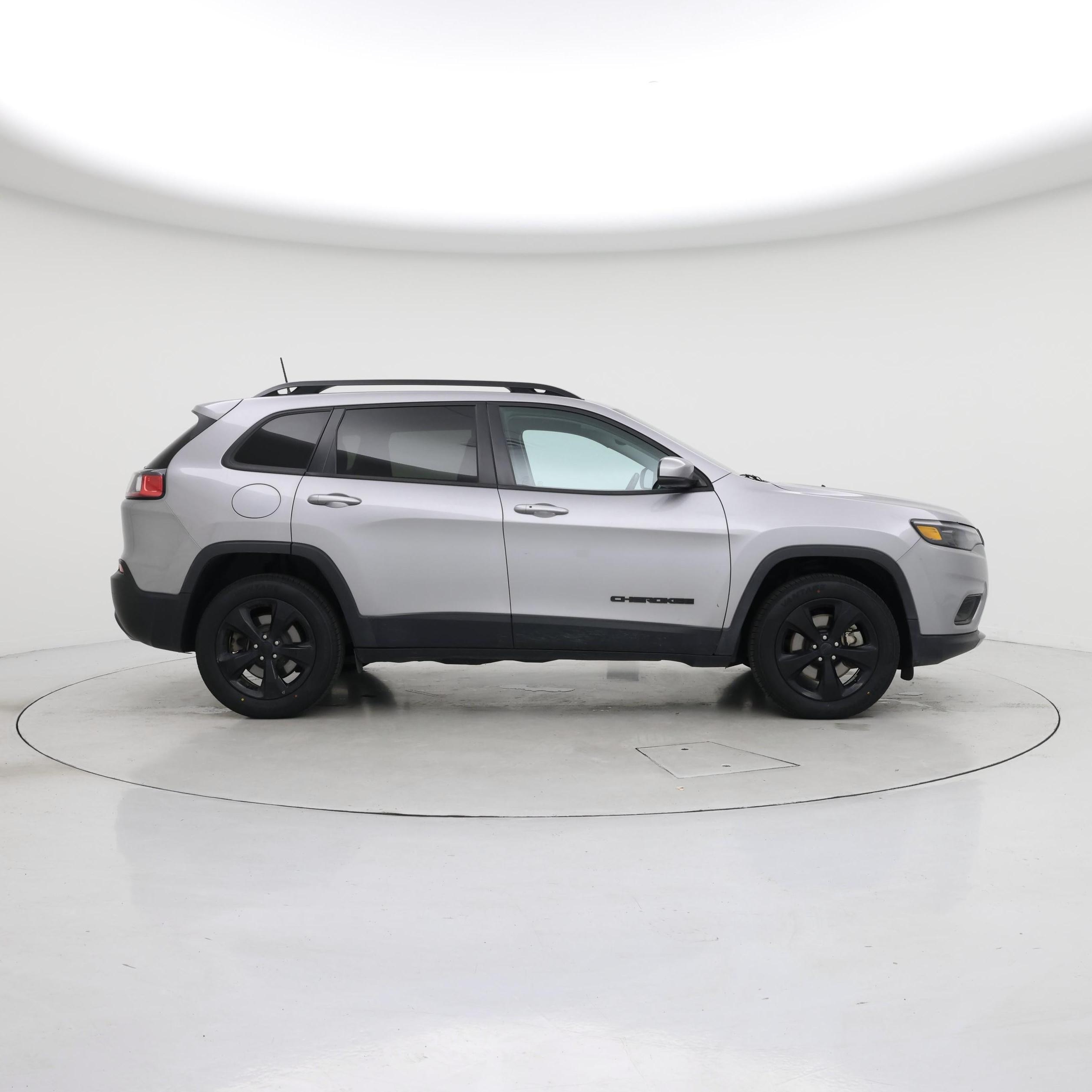 Thumbnail: 2019 Jeep Cherokee - 7