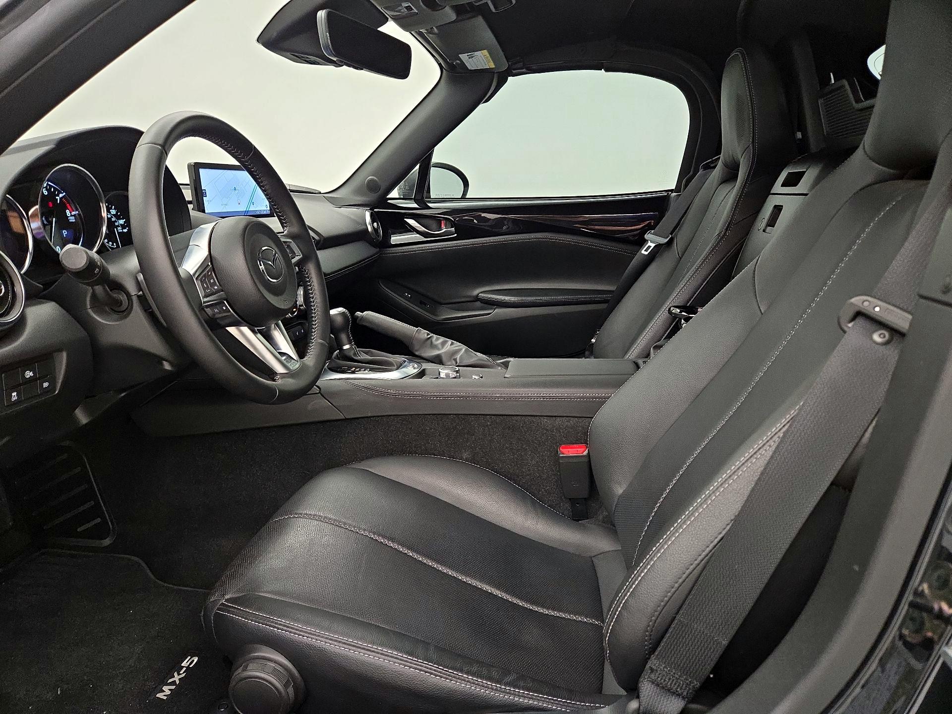 Thumbnail: 2024 Mazda MX-5 Miata - 11