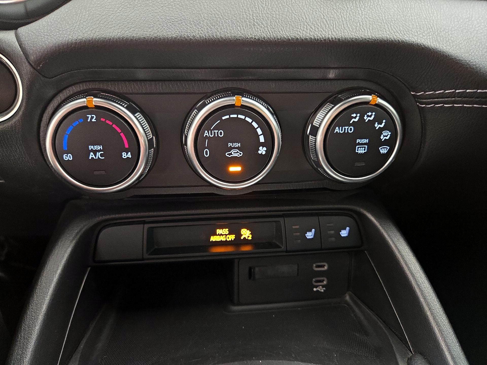 Thumbnail: 2024 Mazda MX-5 Miata - 17