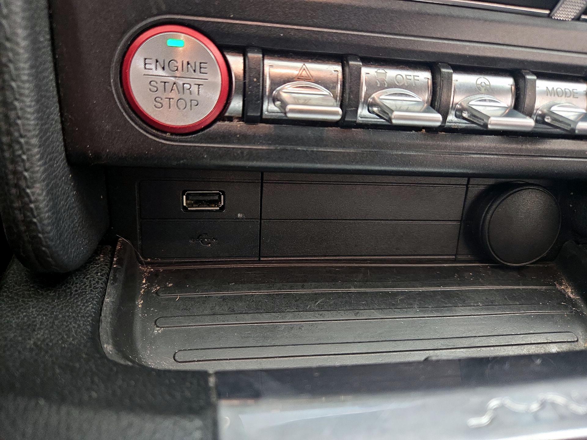 Thumbnail: 2019 Ford Mustang - 18