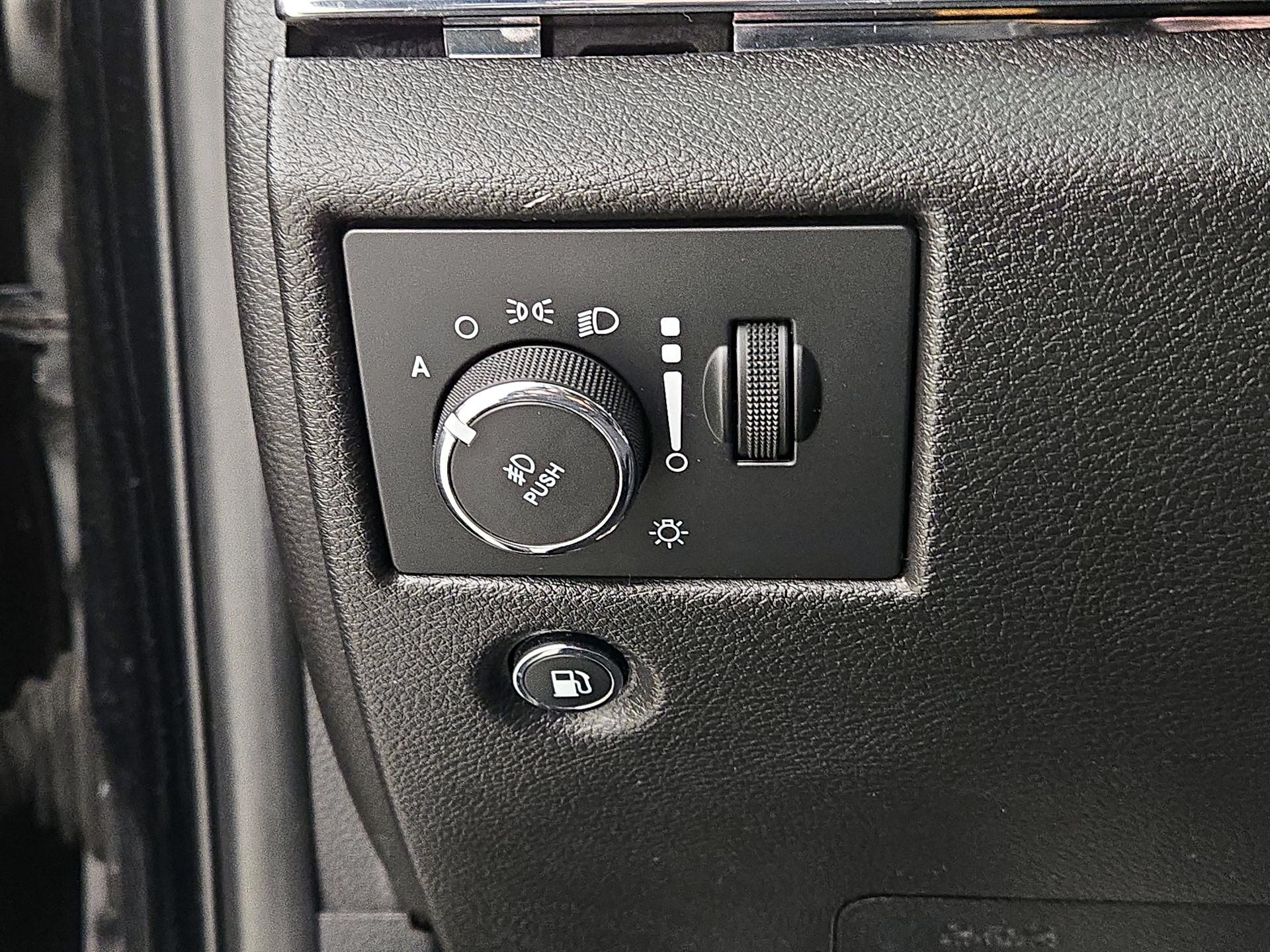 Thumbnail: 2021 Jeep Grand Cherokee - 13