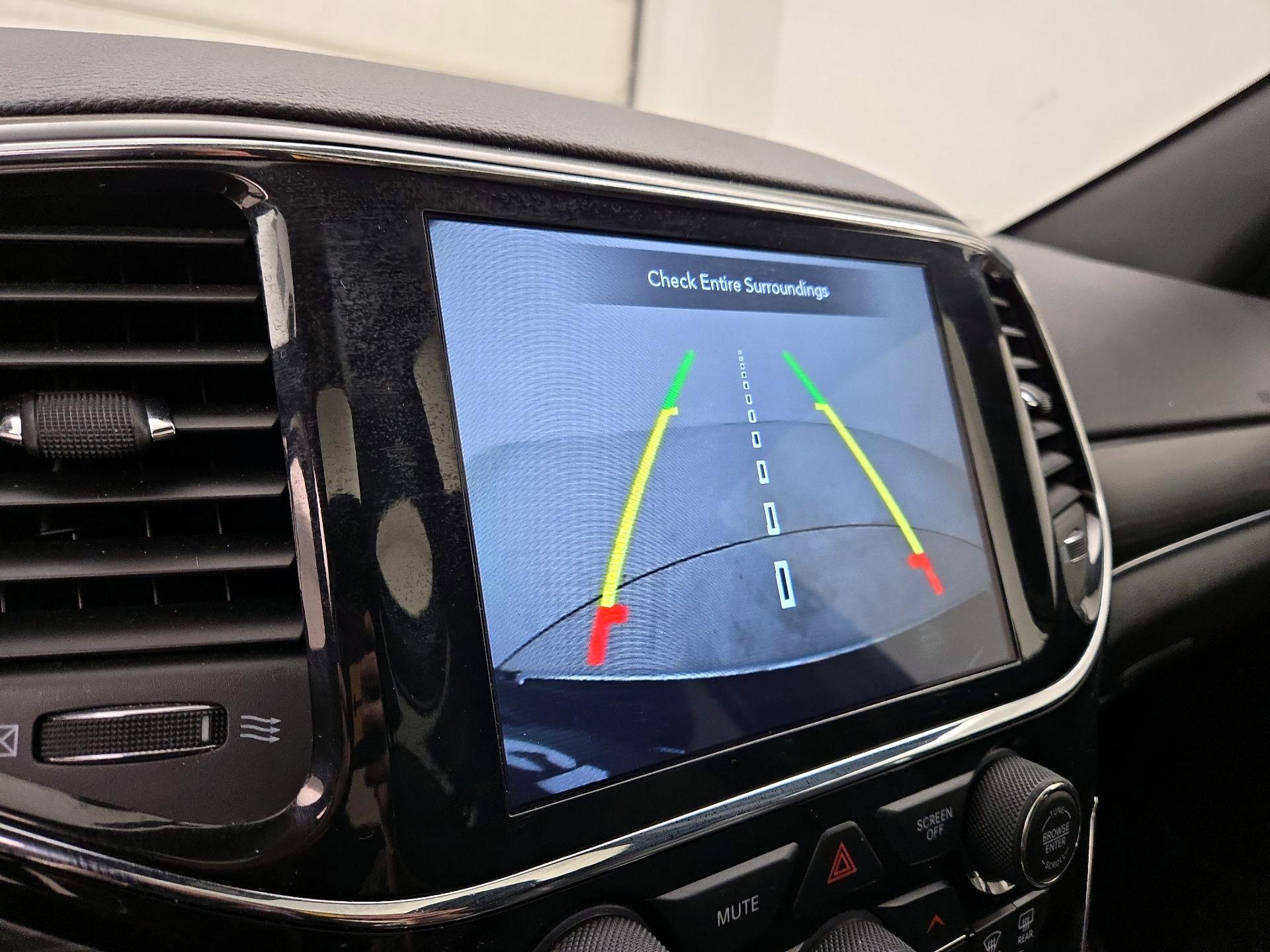 Thumbnail: 2021 Jeep Grand Cherokee - 15