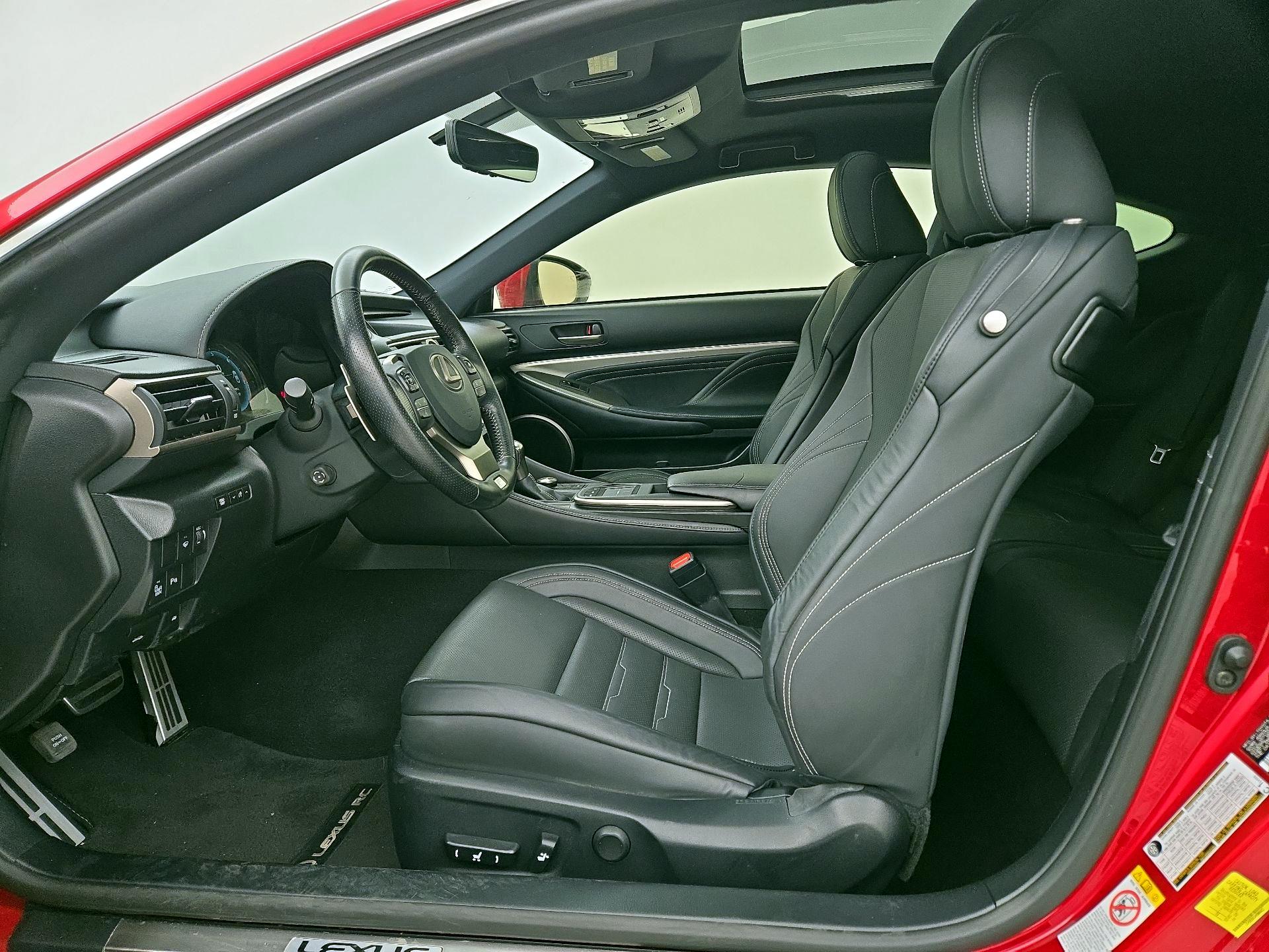 Thumbnail: 2017 Lexus RC - 11