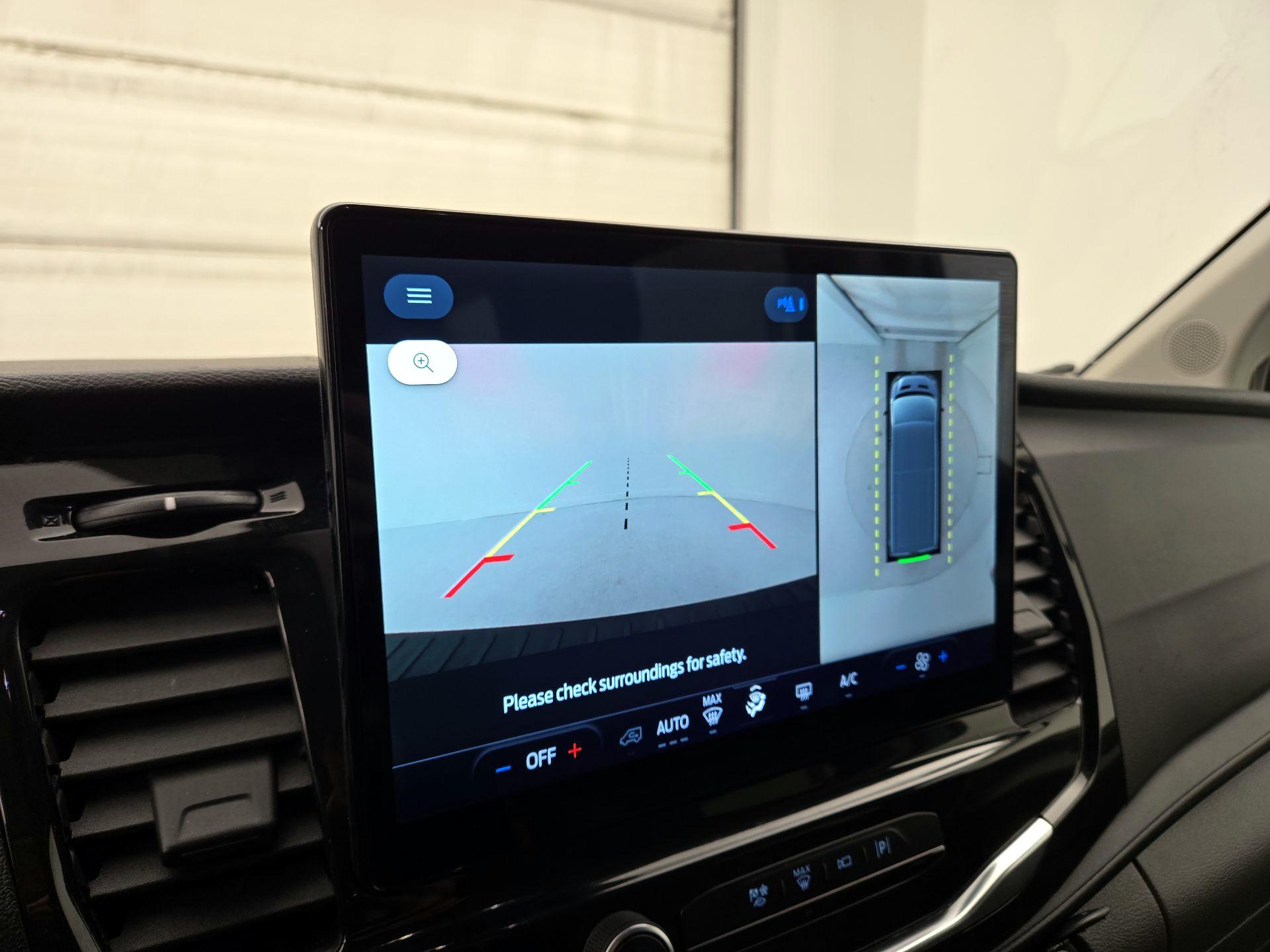 Thumbnail: 2023 Ford Transit Series - 14