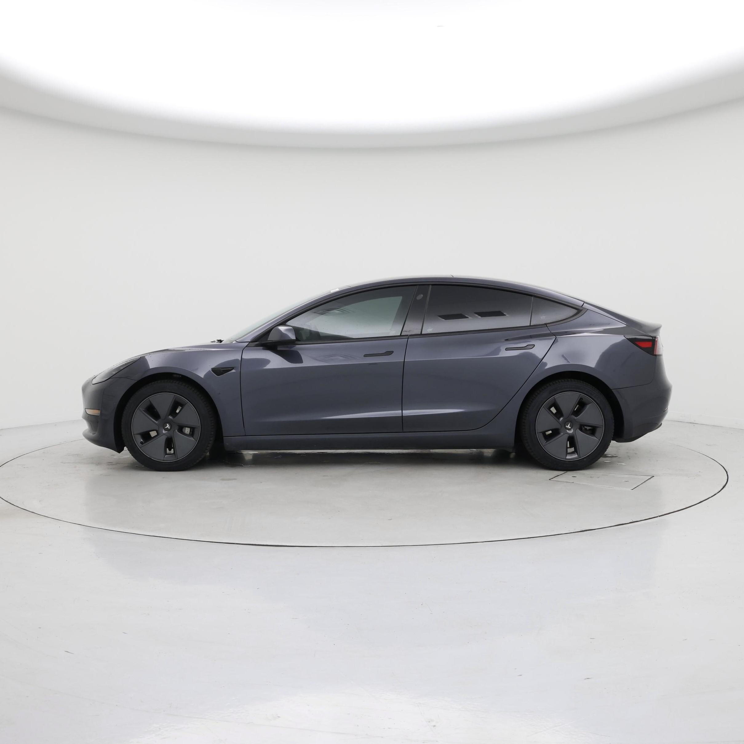 Thumbnail: 2022 Tesla Model 3 - 3