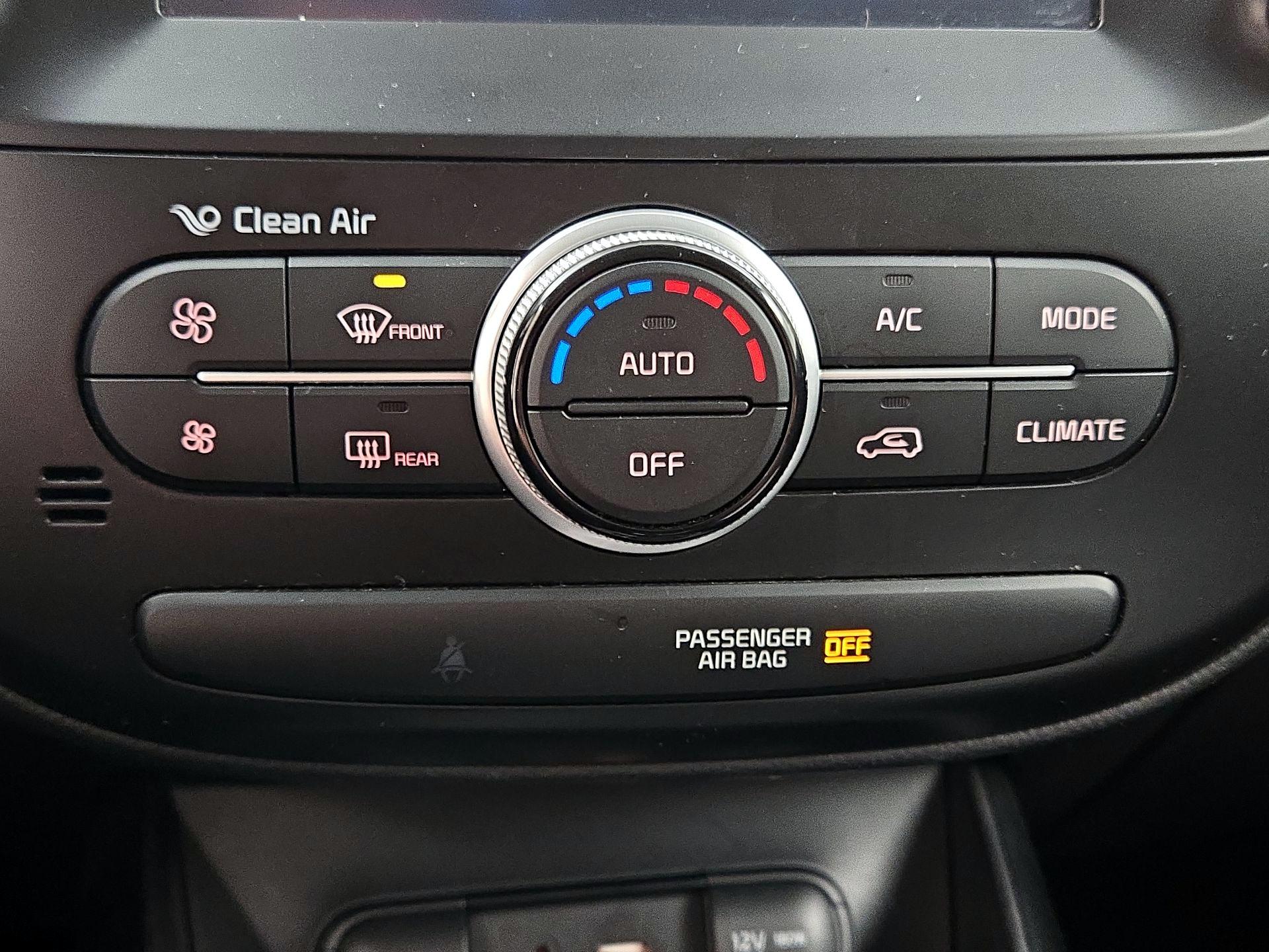 Thumbnail: 2018 Kia Soul - 16