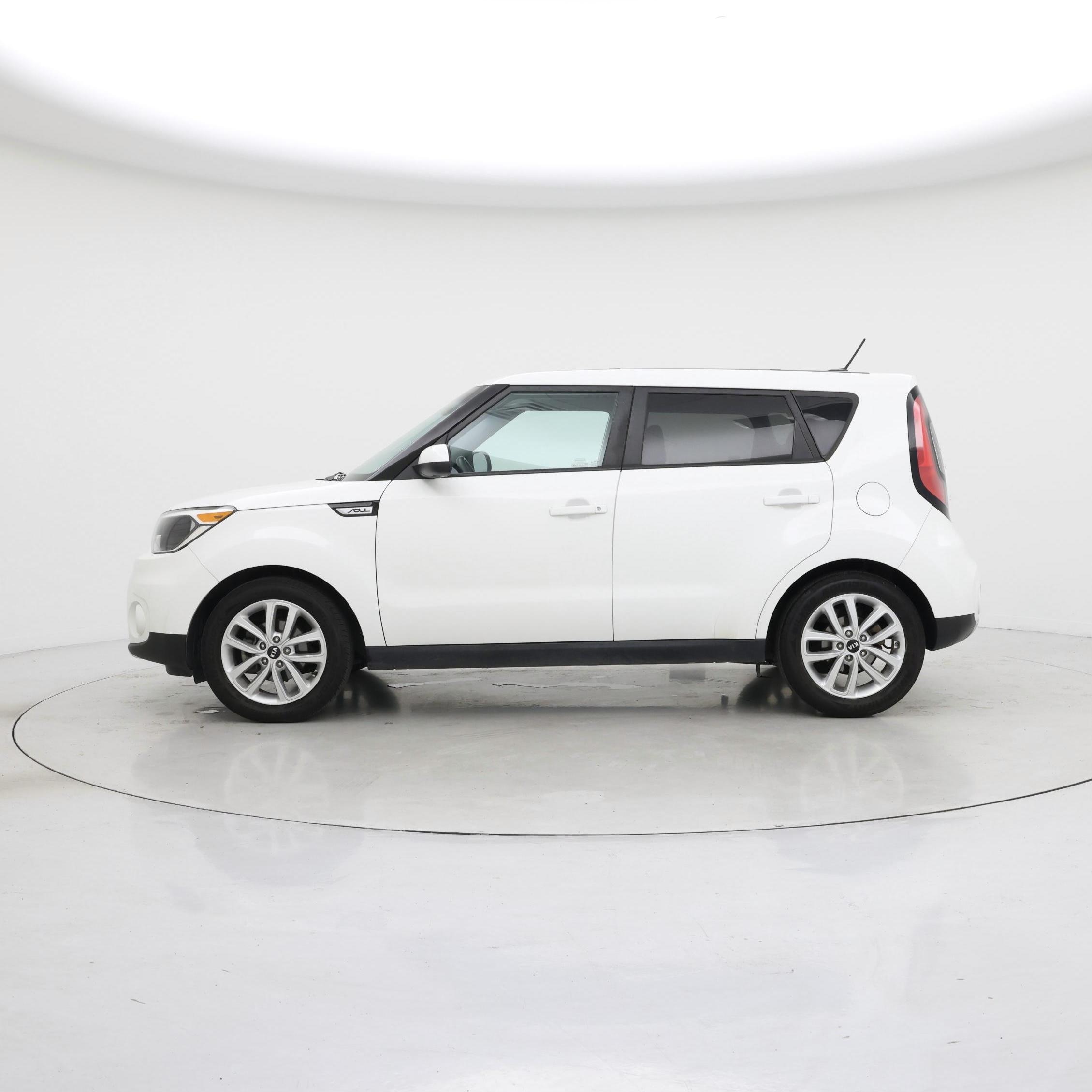 Thumbnail: 2018 Kia Soul - 3