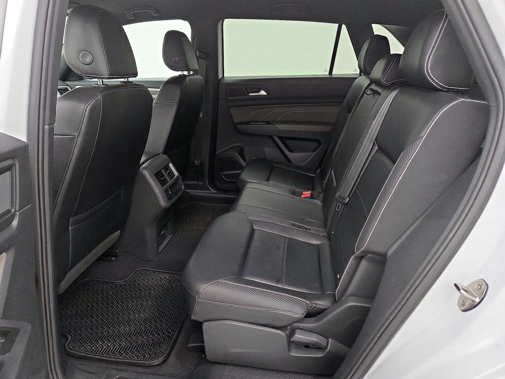 Thumbnail: 2021 Volkswagen Atlas - 19