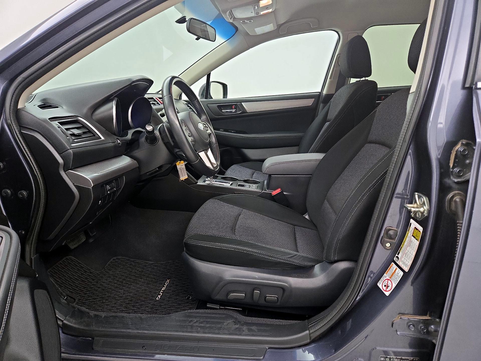 Thumbnail: 2016 Subaru Outback - 11