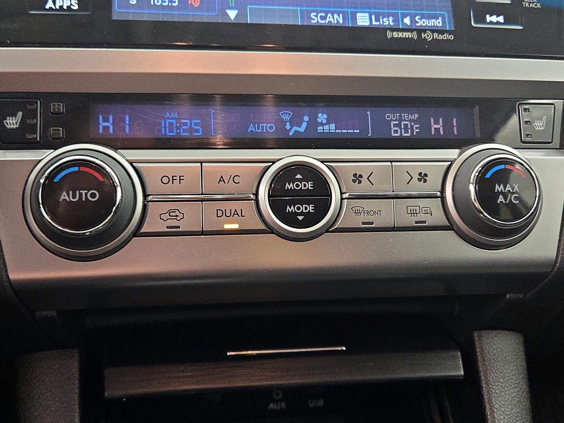 Thumbnail: 2016 Subaru Outback - 16