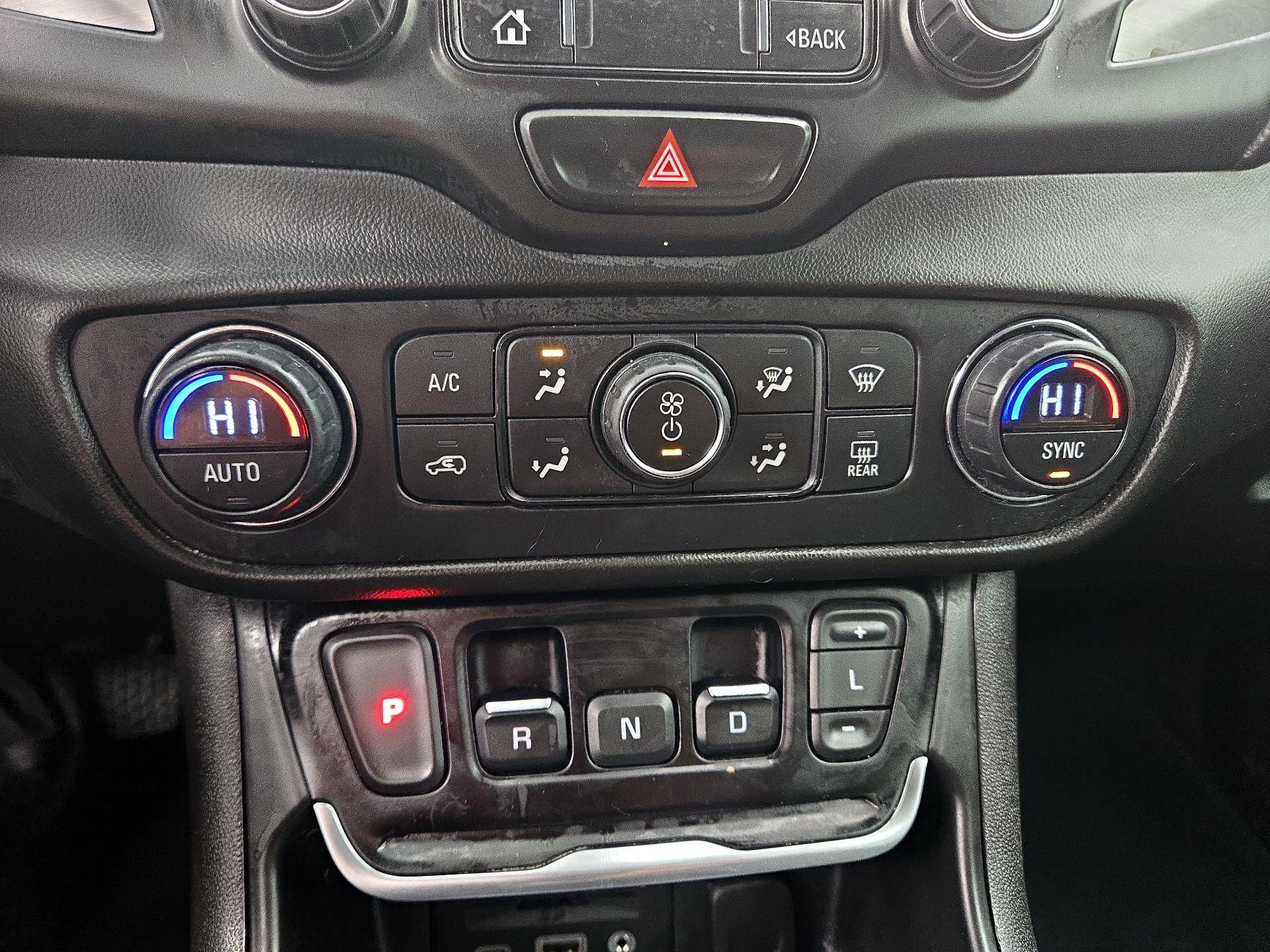 Thumbnail: 2021 GMC Terrain - 16