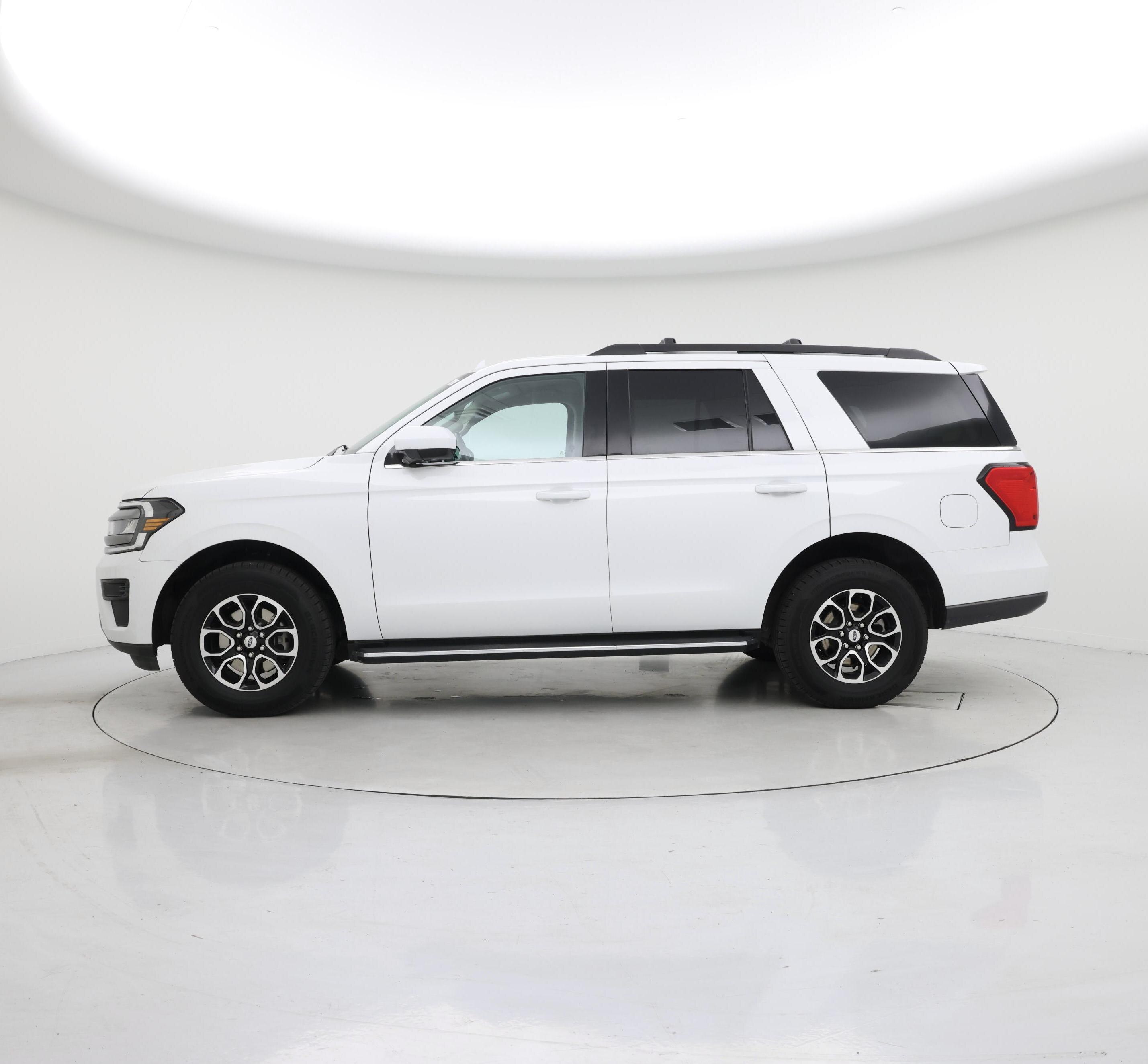 Thumbnail: 2023 Ford Expedition - 3