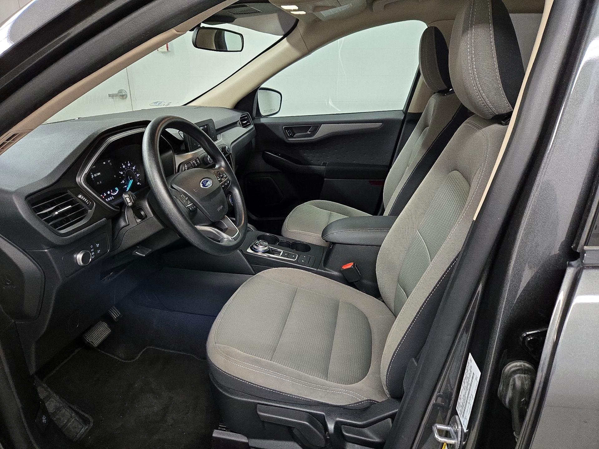 Thumbnail: 2020 Ford Escape - 11