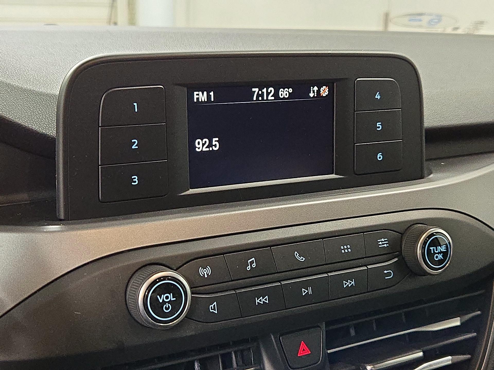 Thumbnail: 2020 Ford Escape - 15