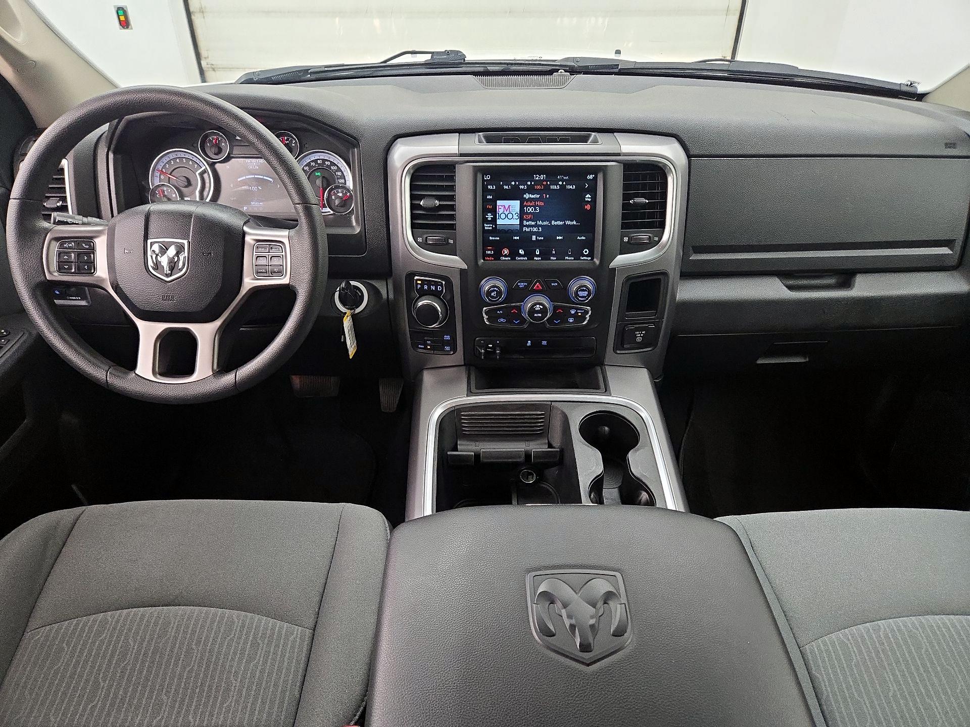 Thumbnail: 2023 RAM 1500 Classic - 9