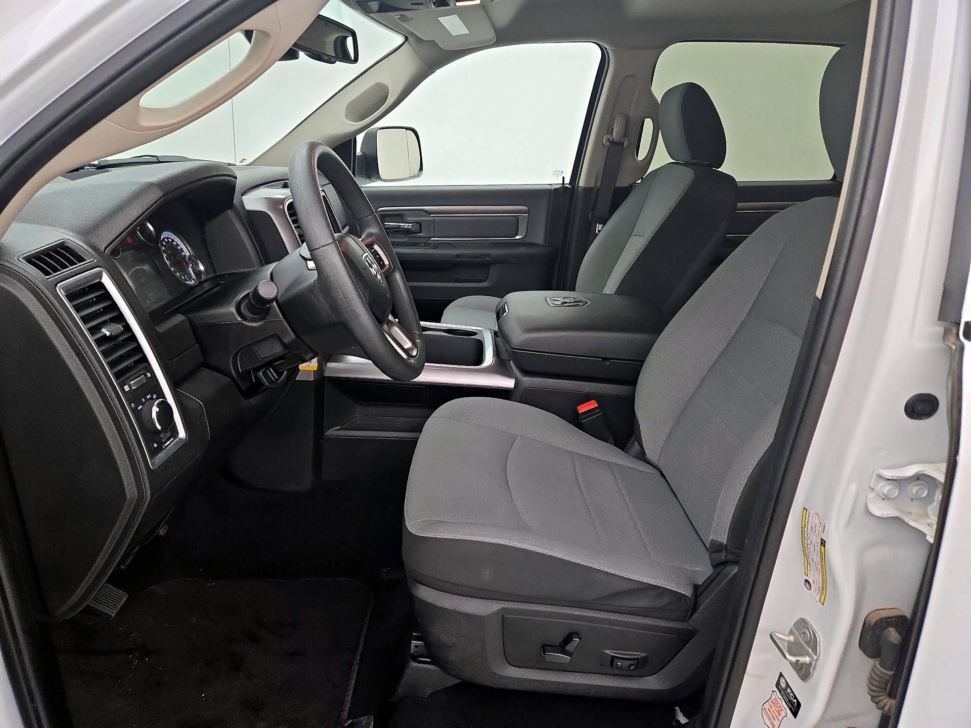 Thumbnail: 2023 RAM 1500 Classic - 11