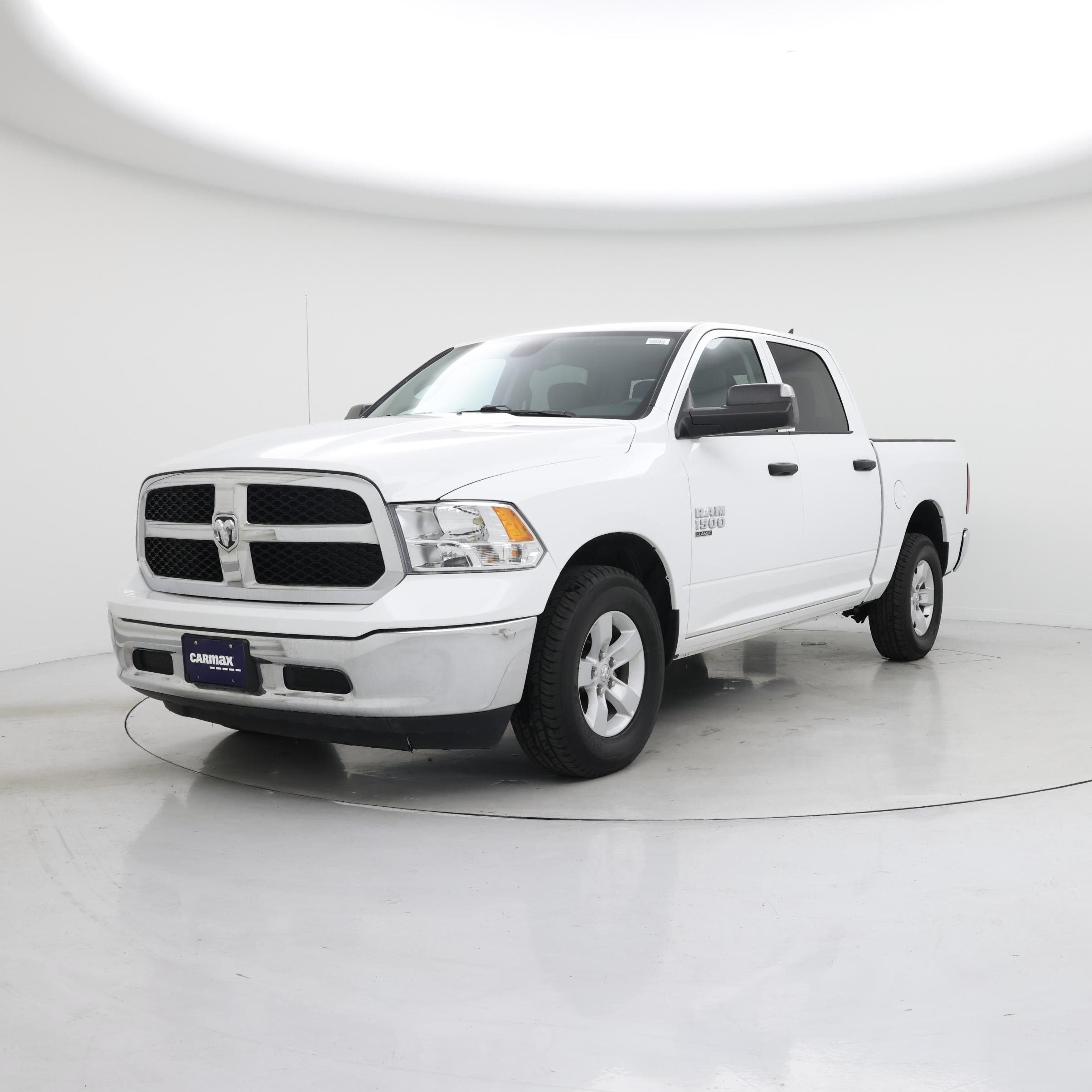 Thumbnail: 2023 RAM 1500 Classic - 4