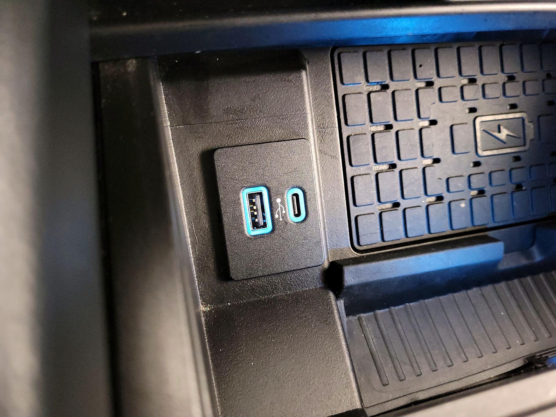 Thumbnail: 2024 Ford Expedition MAX - 19