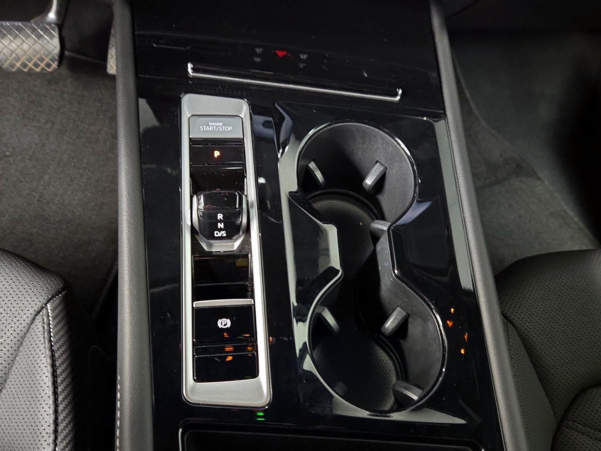 Thumbnail: 2025 Volkswagen Atlas - 17