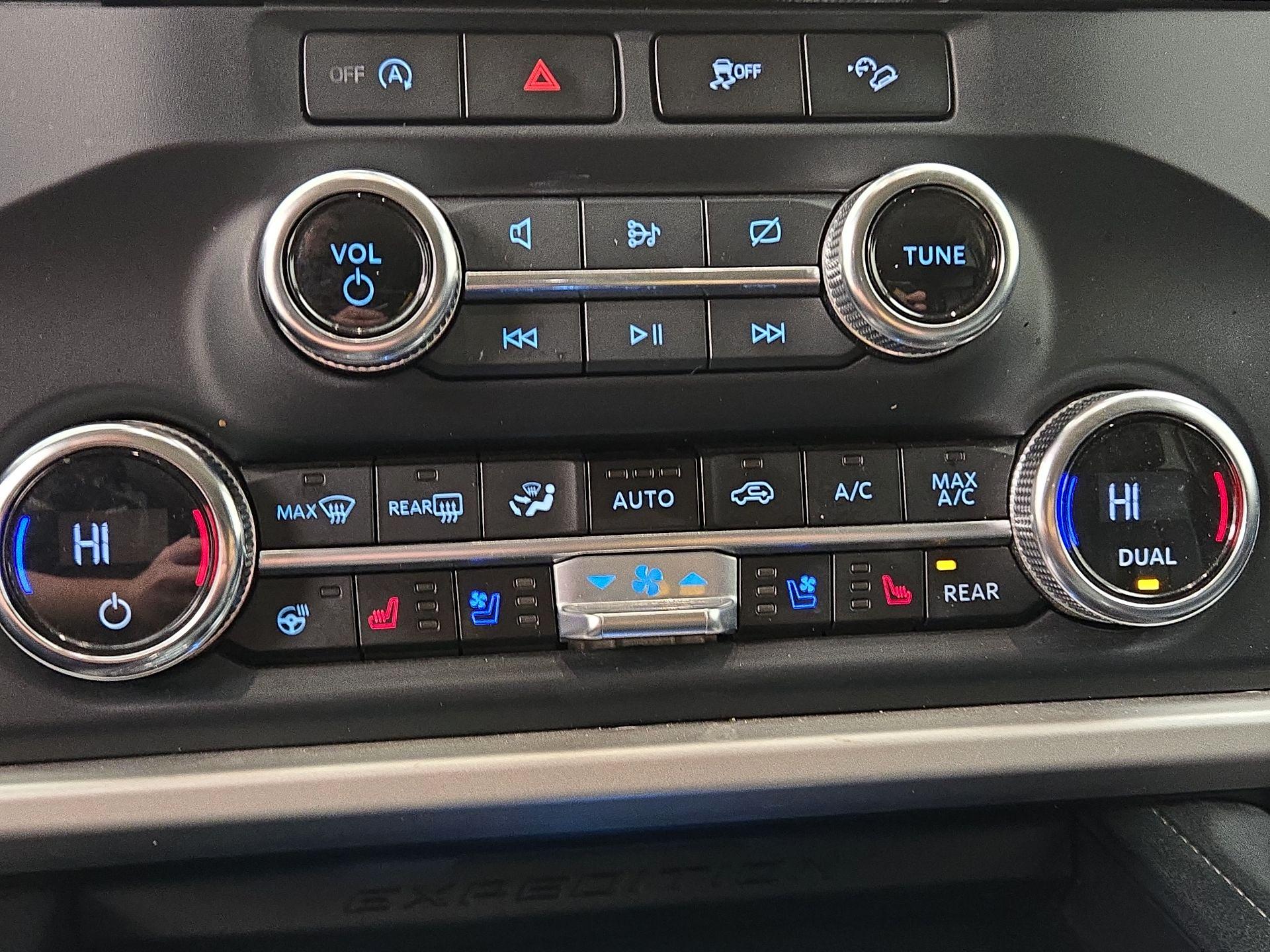 Thumbnail: 2023 Ford Expedition MAX - 17