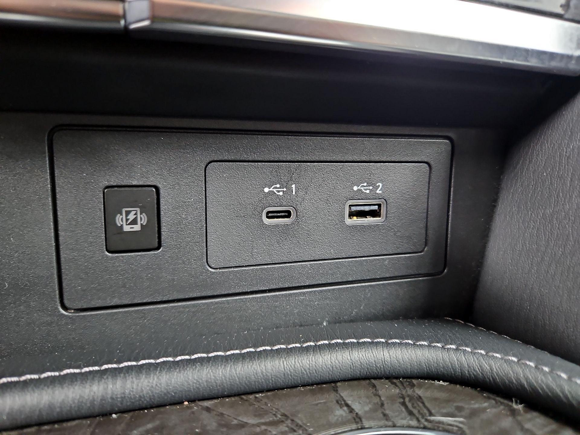 Thumbnail: 2024 INFINITI QX80 - 19