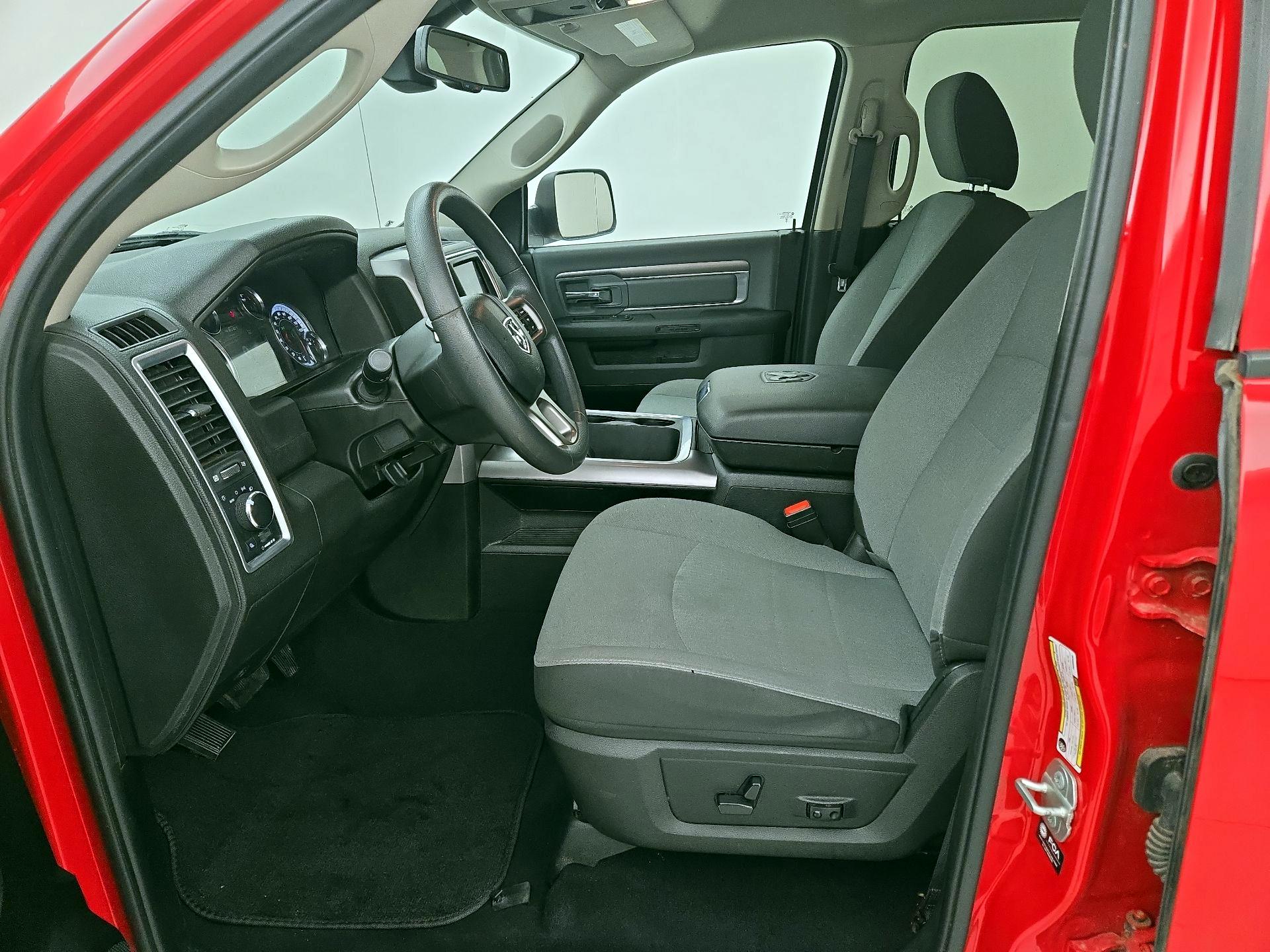 Thumbnail: 2023 RAM 1500 Classic - 11