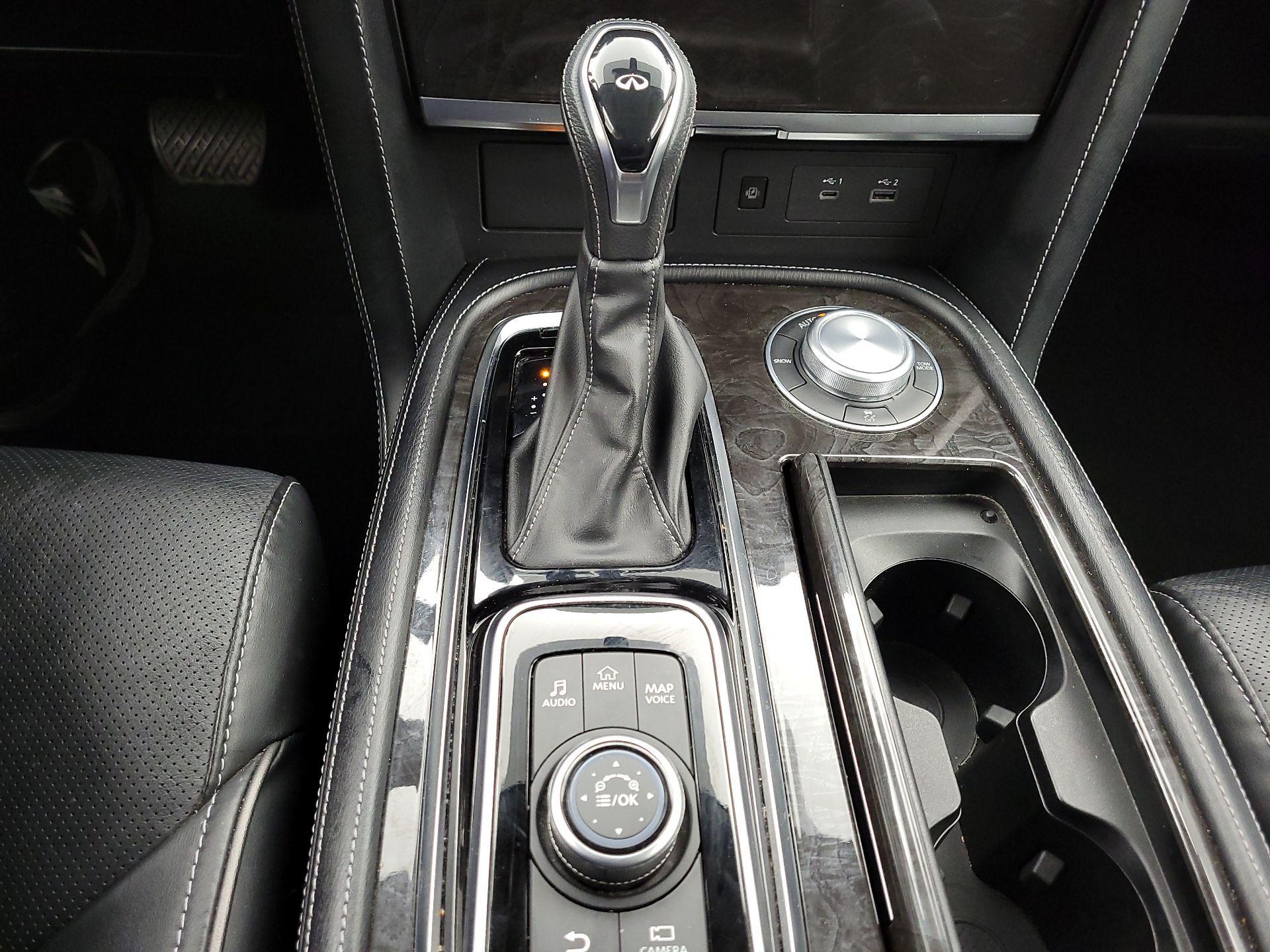 Thumbnail: 2024 INFINITI QX80 - 18