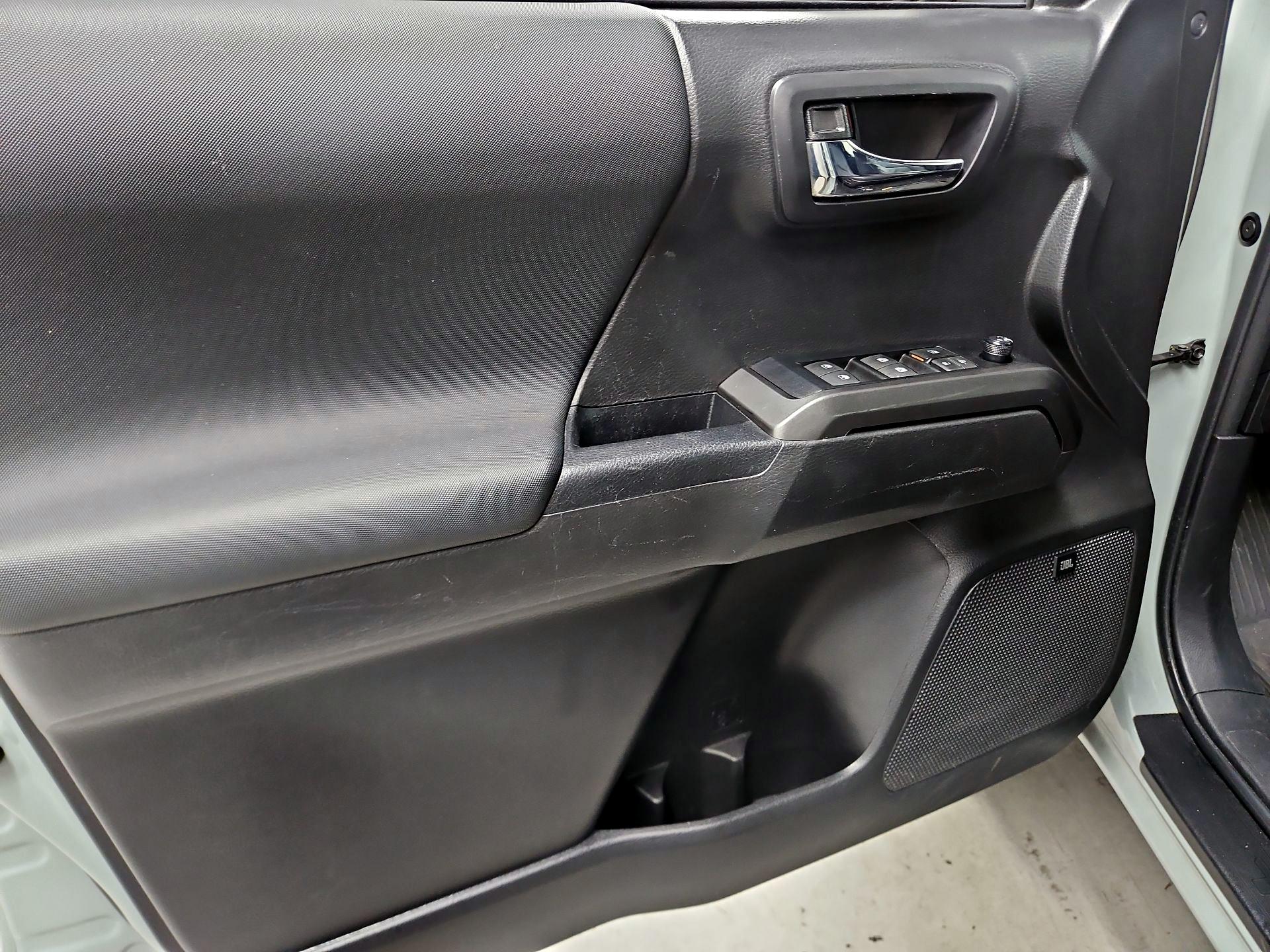 Thumbnail: 2023 Toyota Tacoma - 12