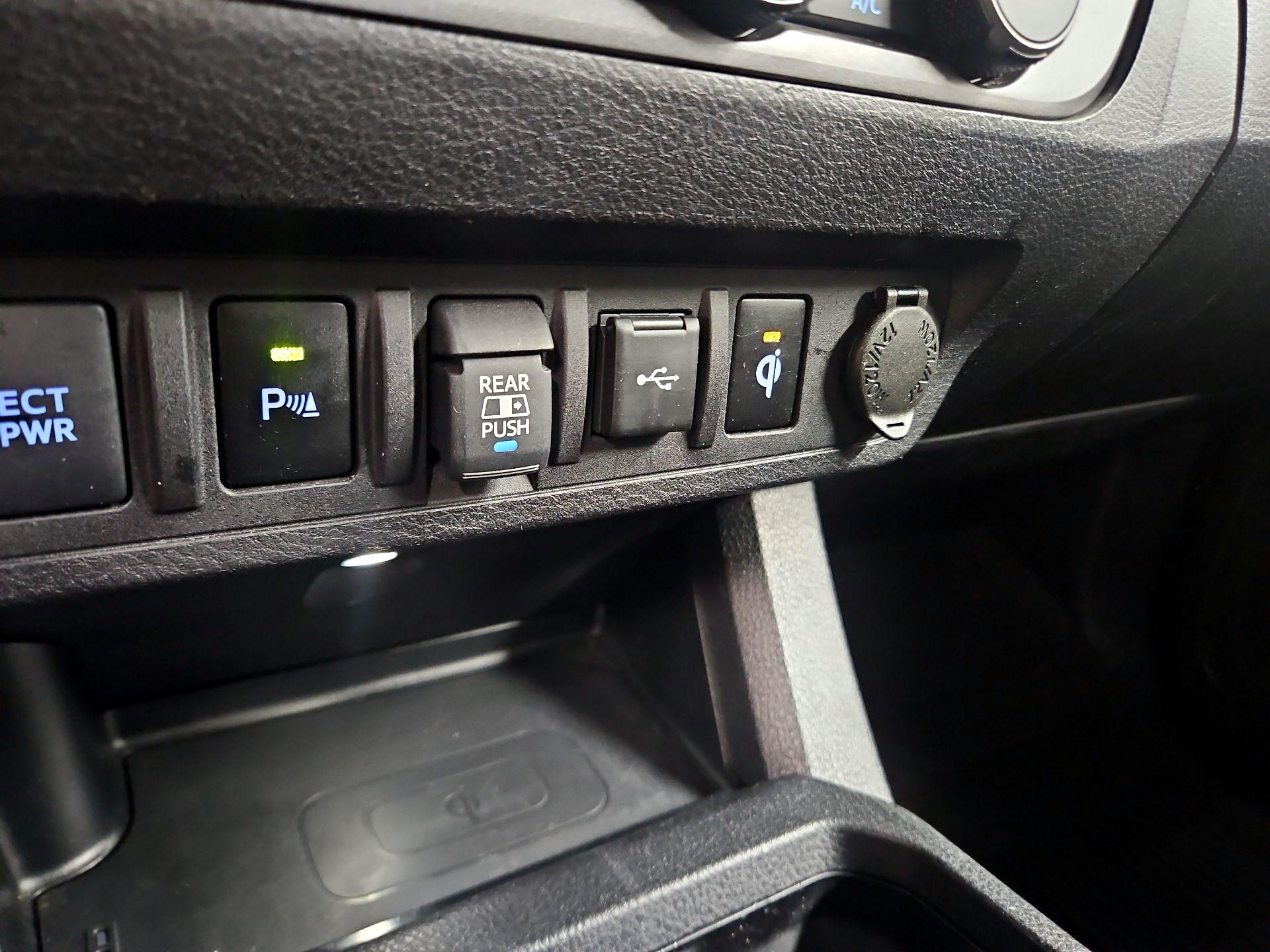 Thumbnail: 2023 Toyota Tacoma - 19