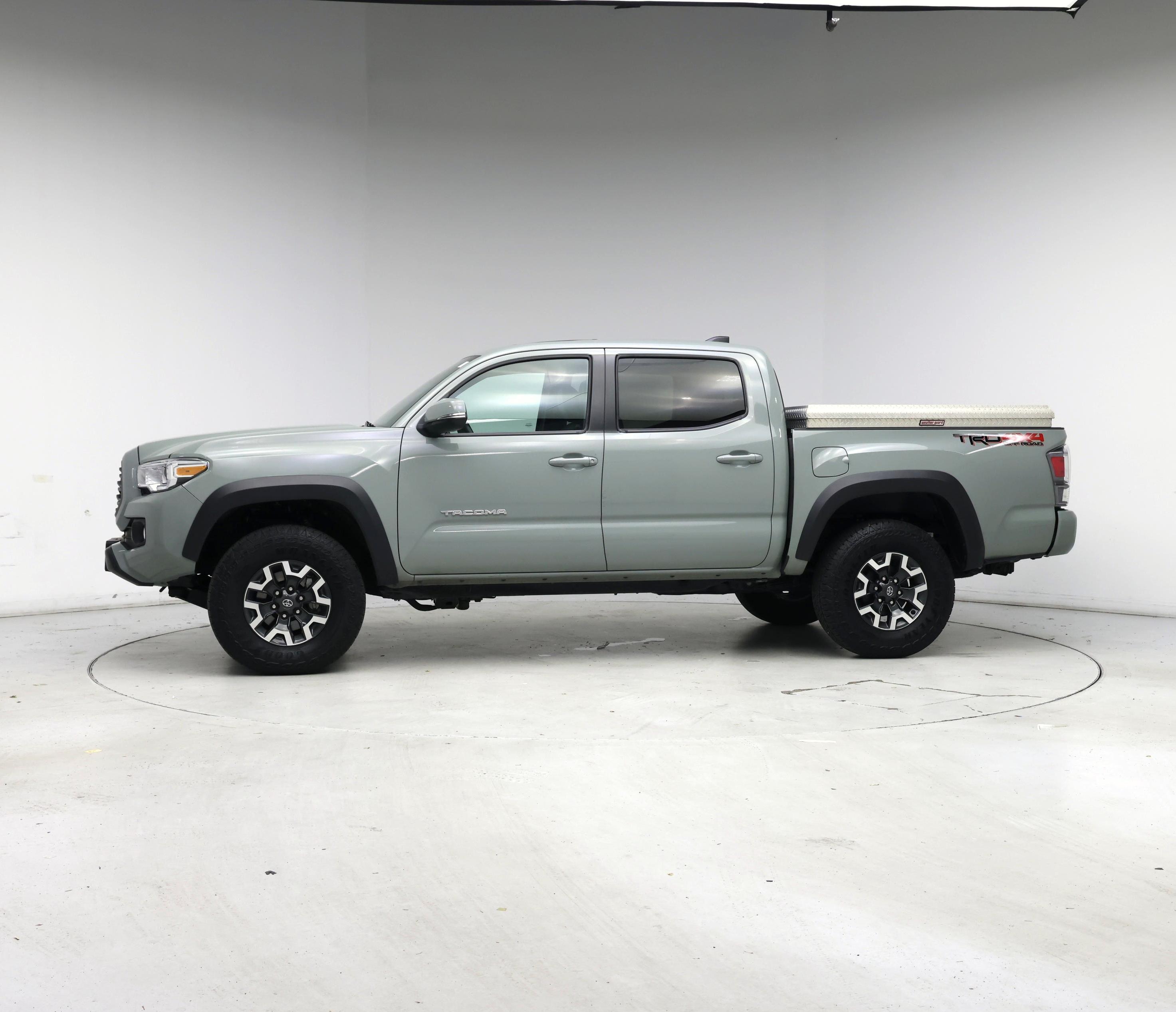 Thumbnail: 2023 Toyota Tacoma - 3