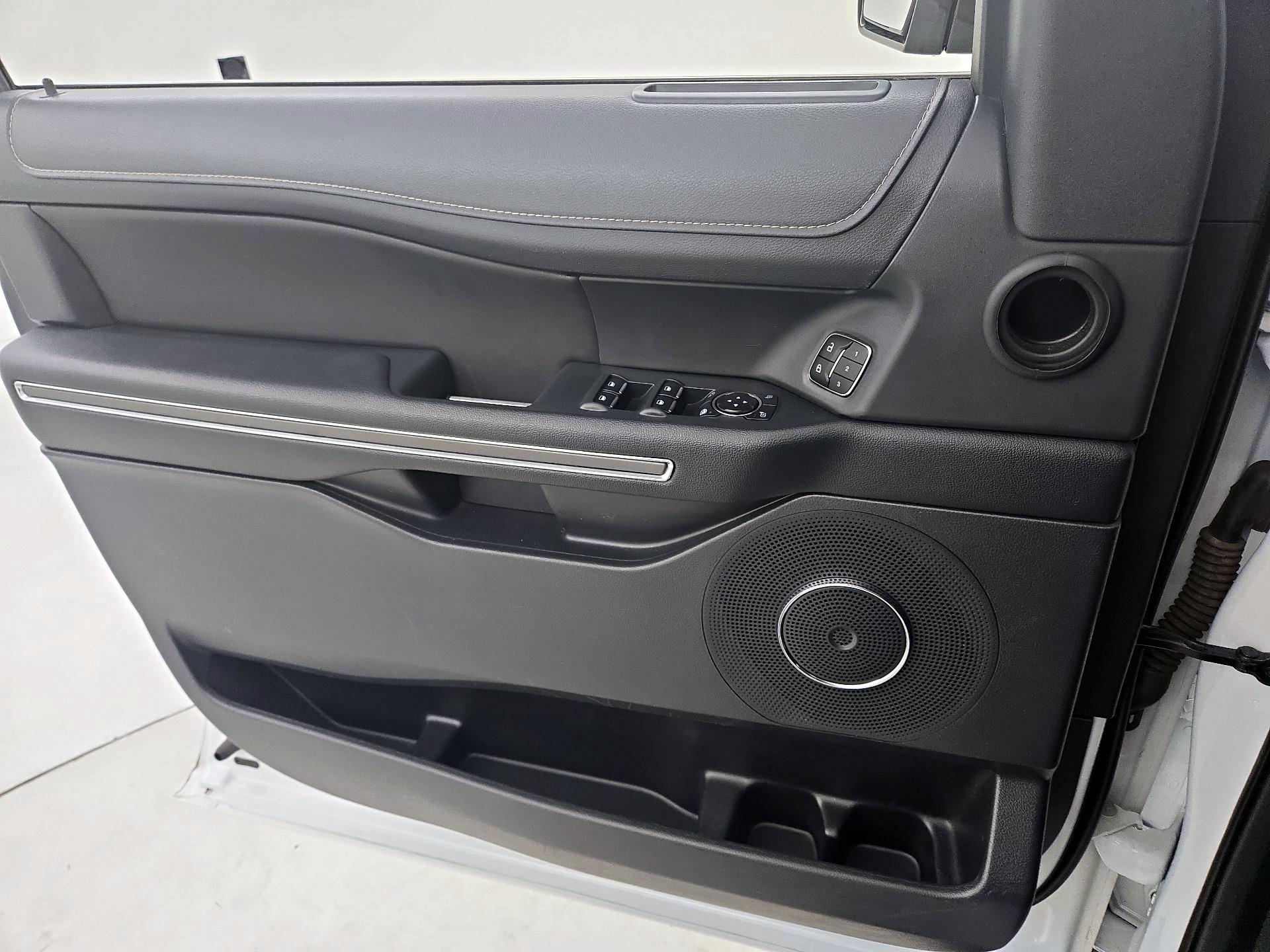 Thumbnail: 2024 Ford Expedition - 12