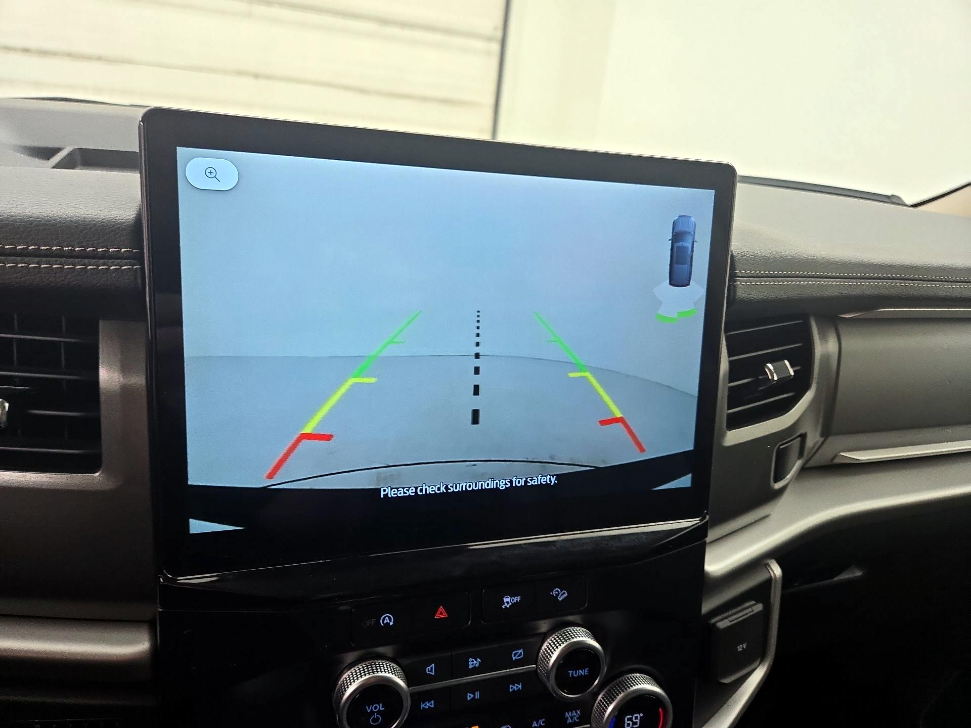 Thumbnail: 2024 Ford Expedition - 15