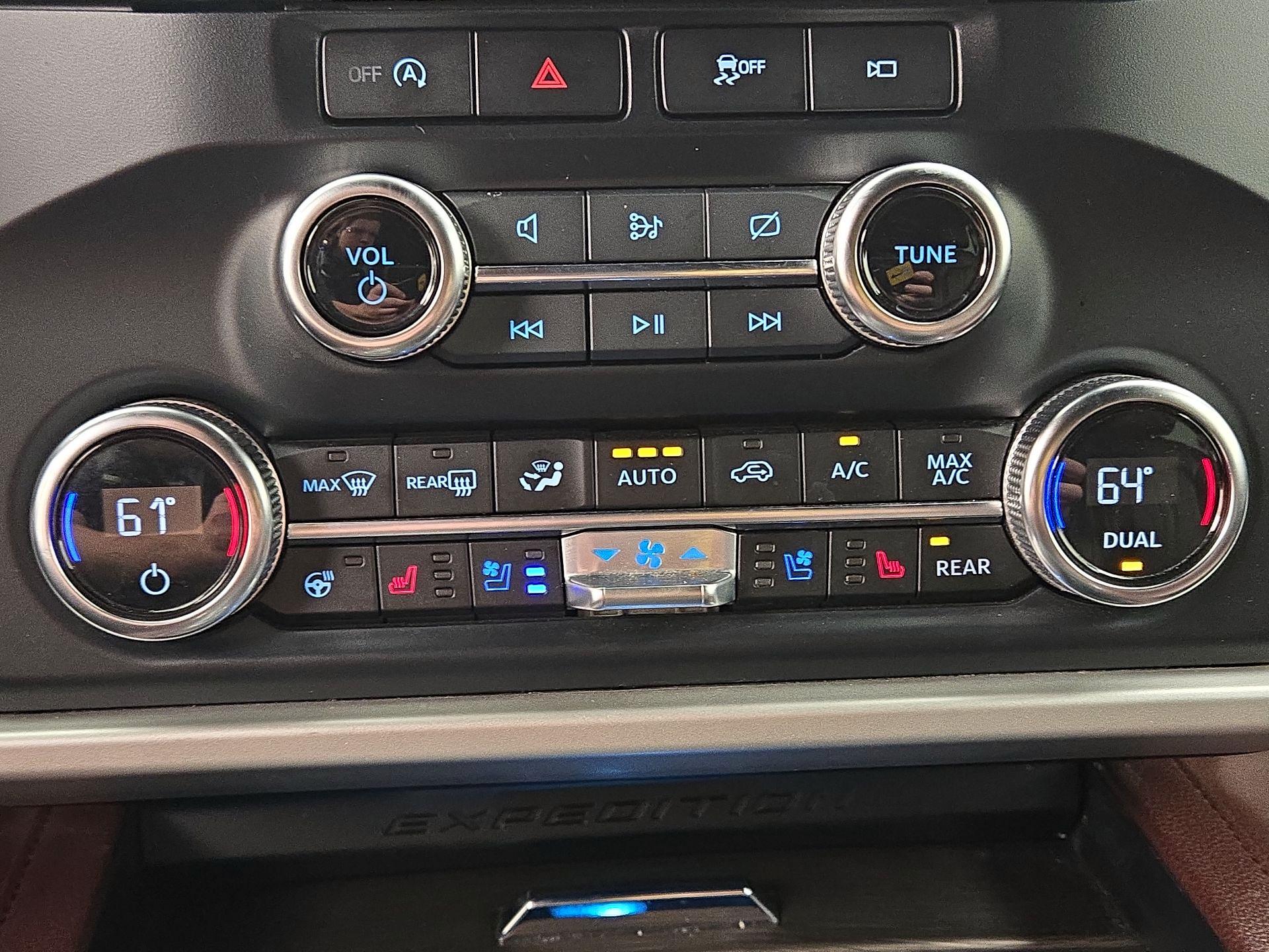 Thumbnail: 2024 Ford Expedition - 17