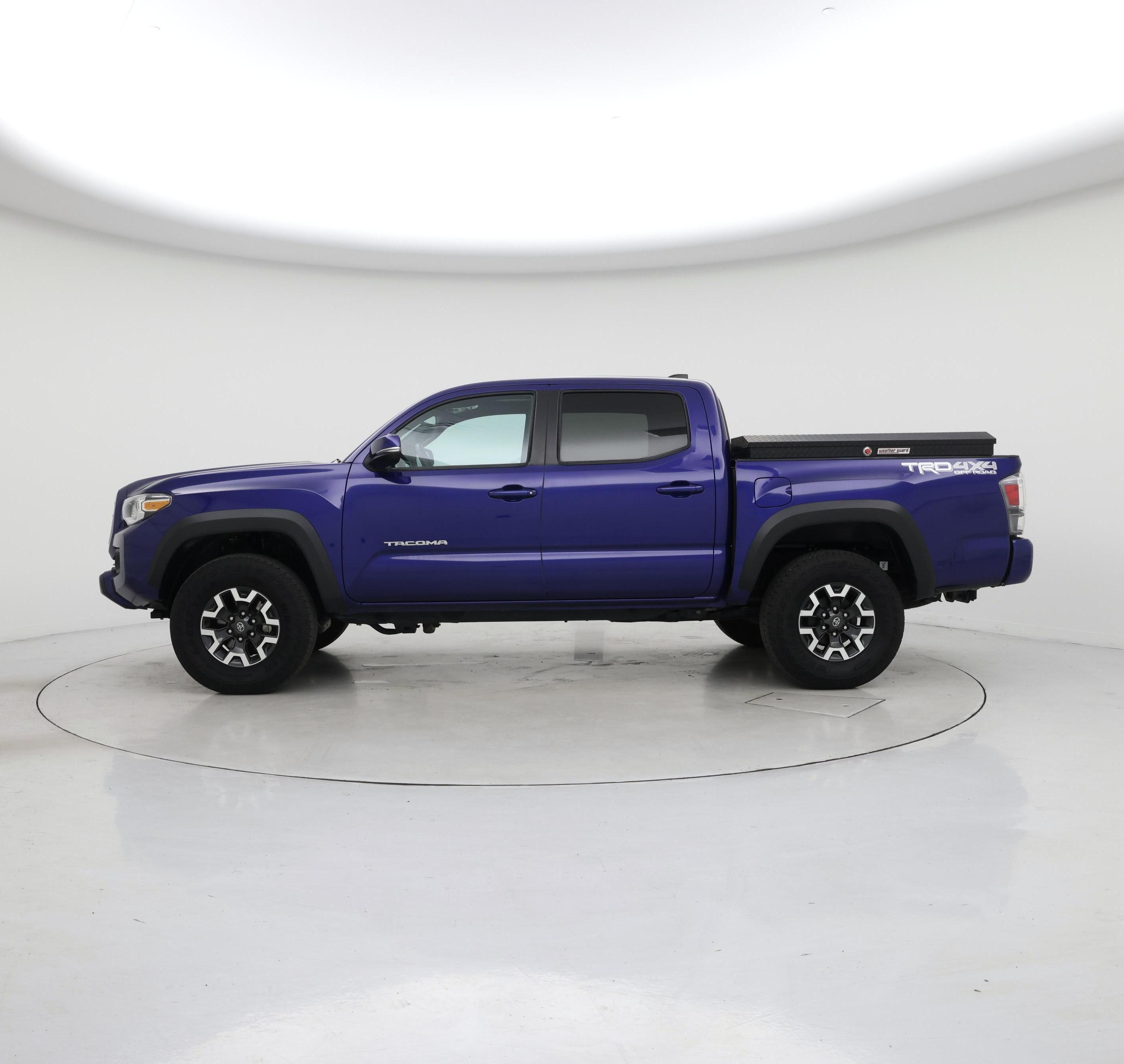 Thumbnail: 2023 Toyota Tacoma - 3